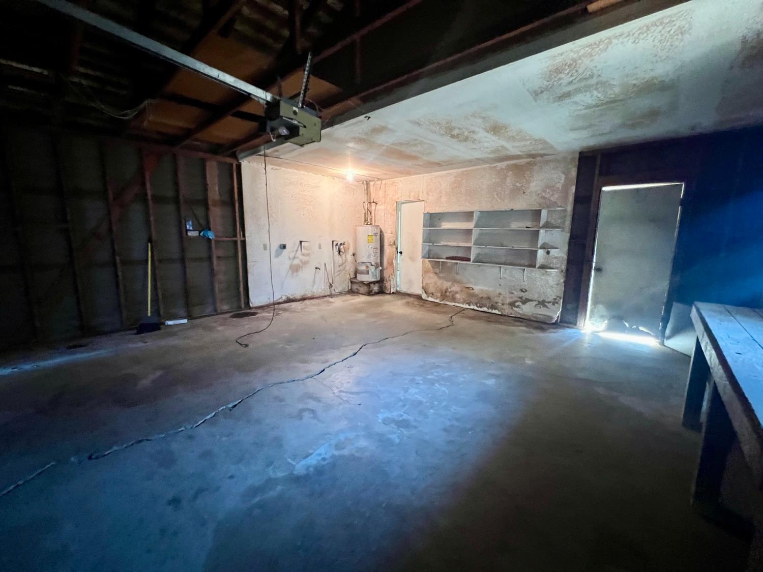 1569 E Olive Ave, Porterville, CA 93257