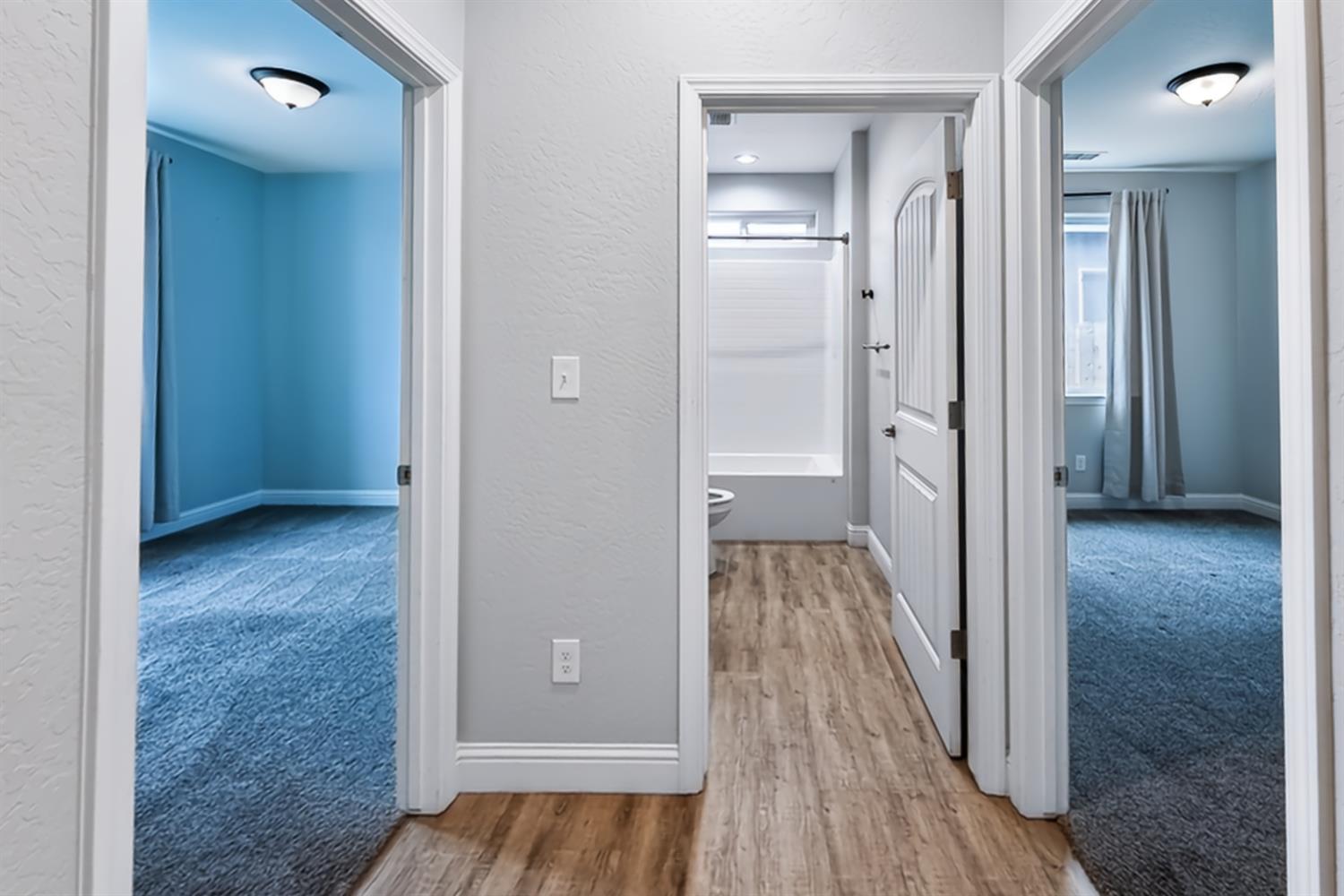 1140 Wasatch Dr, Madera, CA 93638