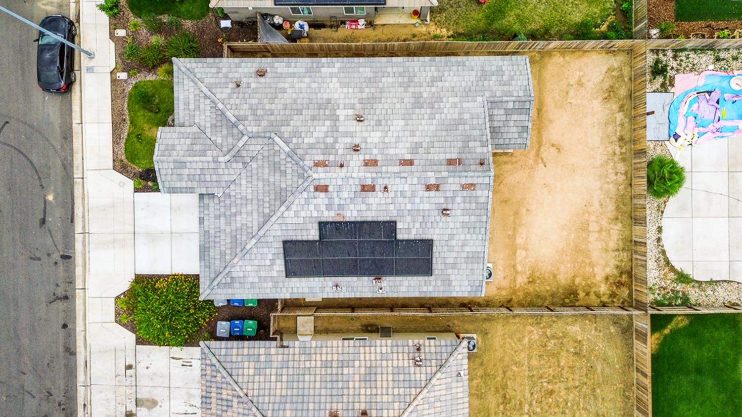 1140 Wasatch Dr, Madera, CA 93638