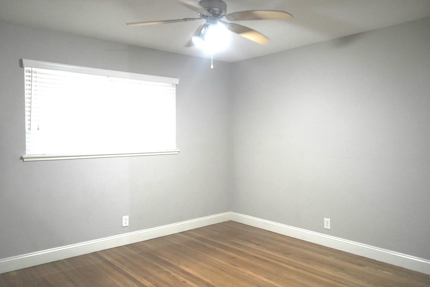 3903 E Bellaire Way, Fresno, CA 93726