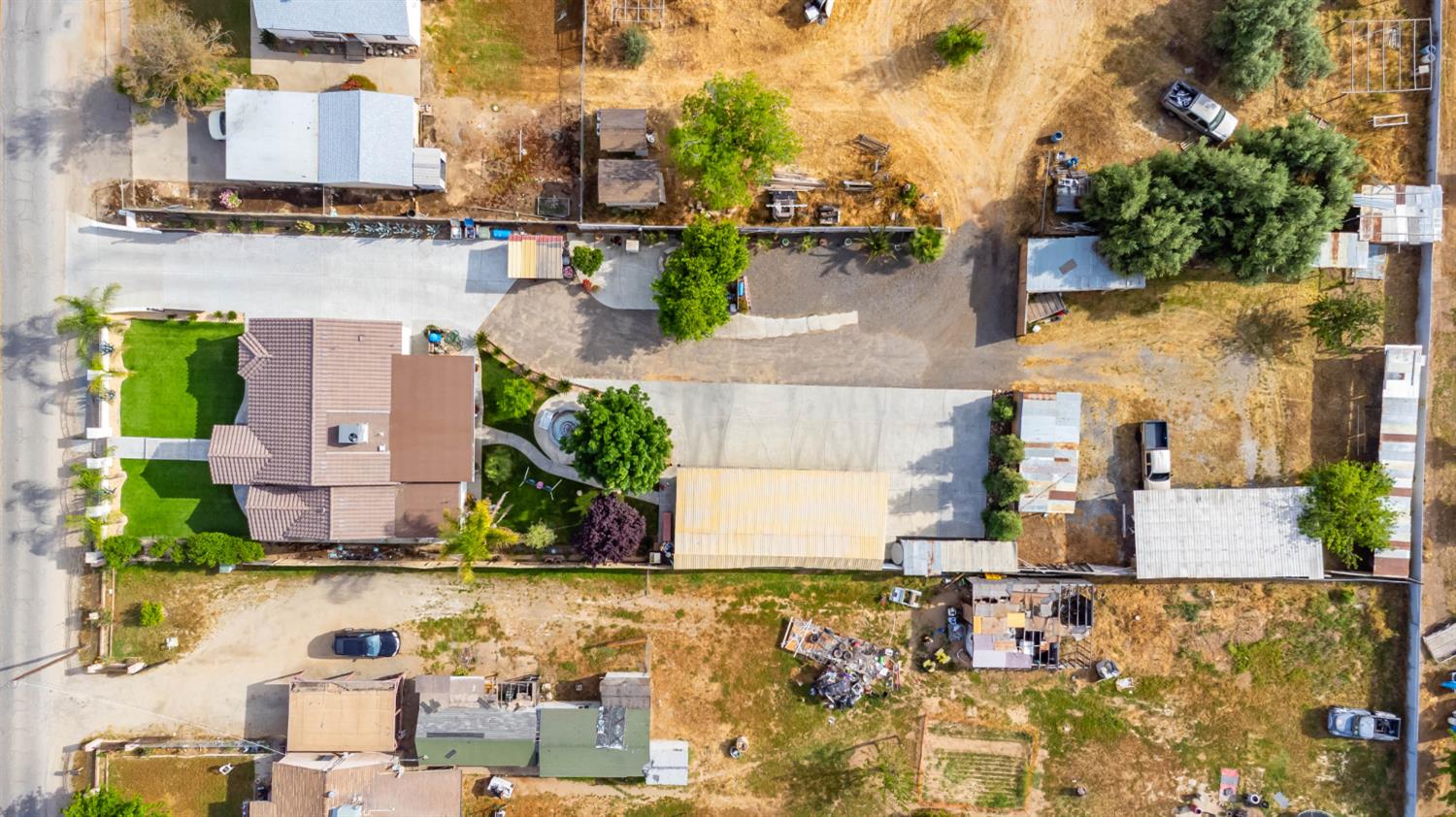 1435 N Valentine Ave, Fresno, CA 93722