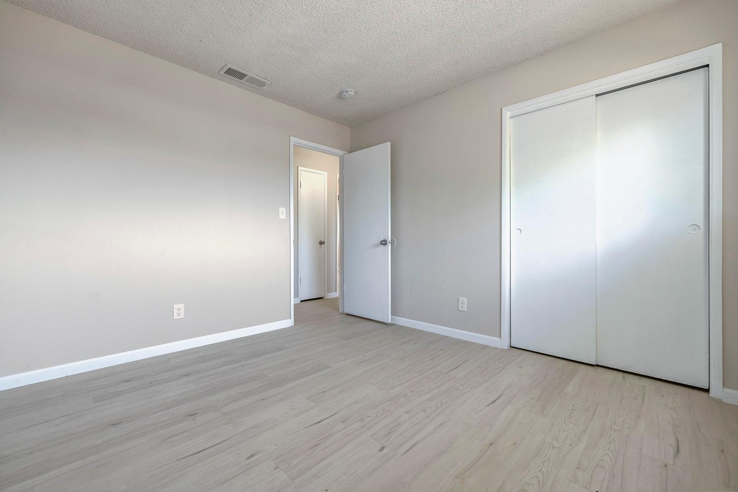 2276 W Gettysburg Ave, Fresno, CA 93705