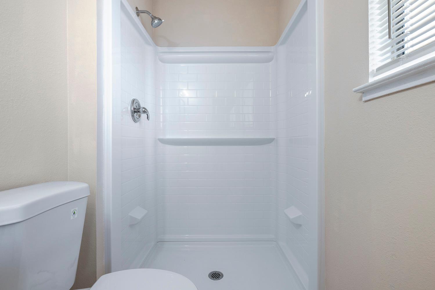 2276 W Gettysburg Ave, Fresno, CA 93705