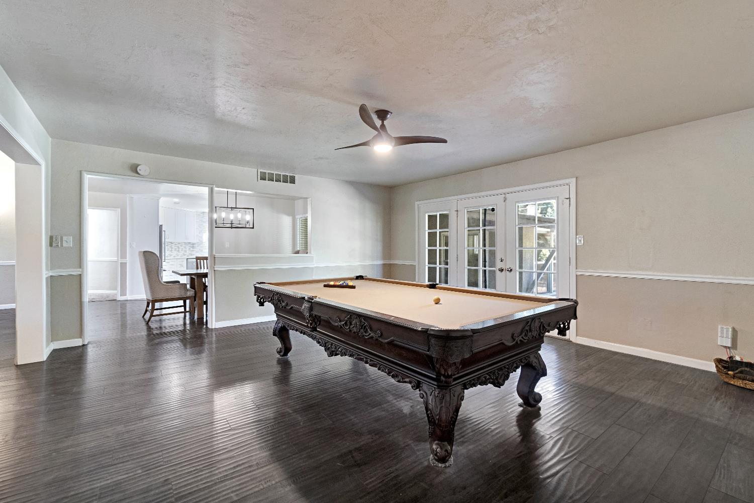 918 E Hampton Way, Fresno, CA 93704