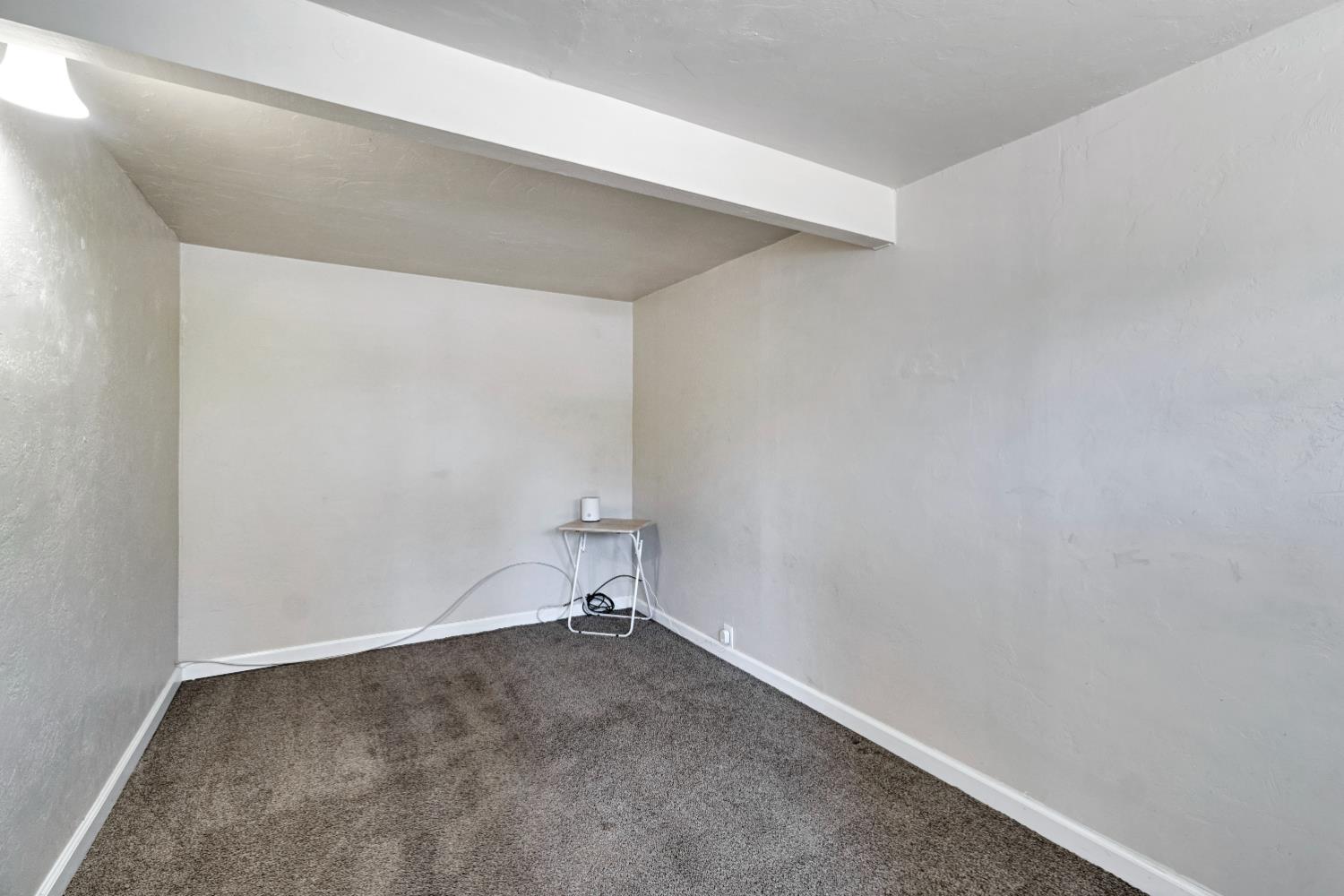 918 E Hampton Way, Fresno, CA 93704