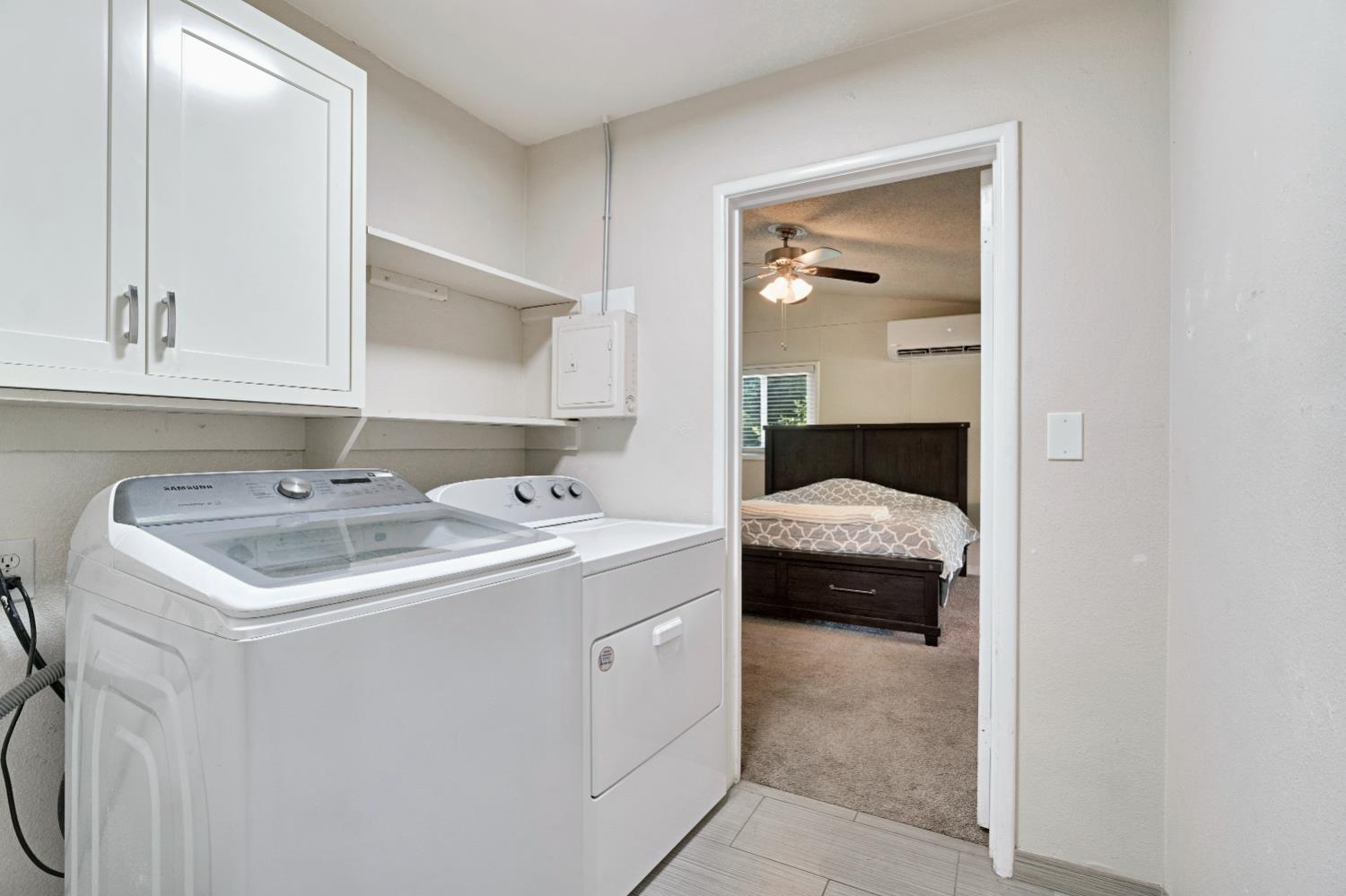 918 E Hampton Way, Fresno, CA 93704