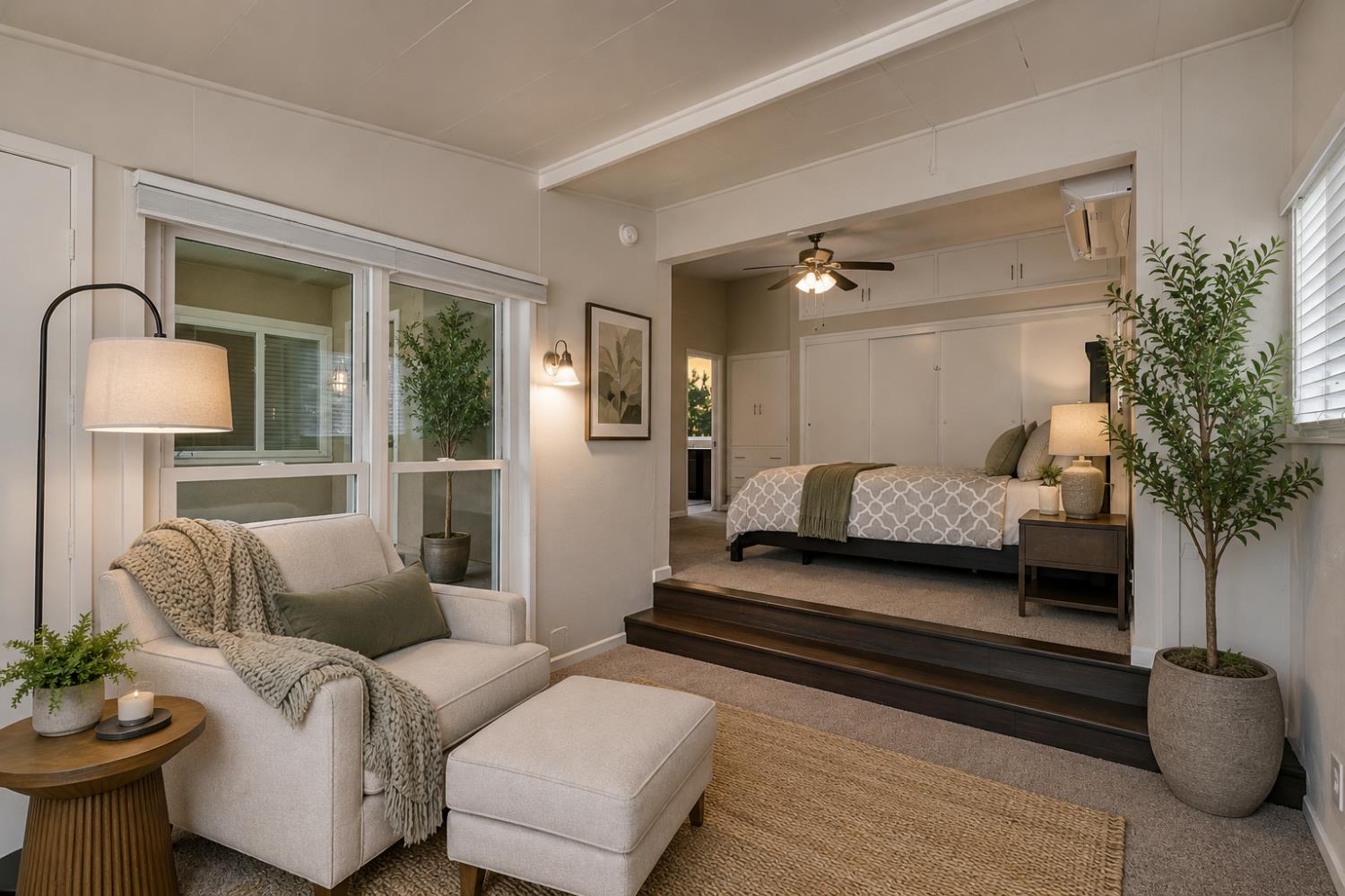 918 E Hampton Way, Fresno, CA 93704