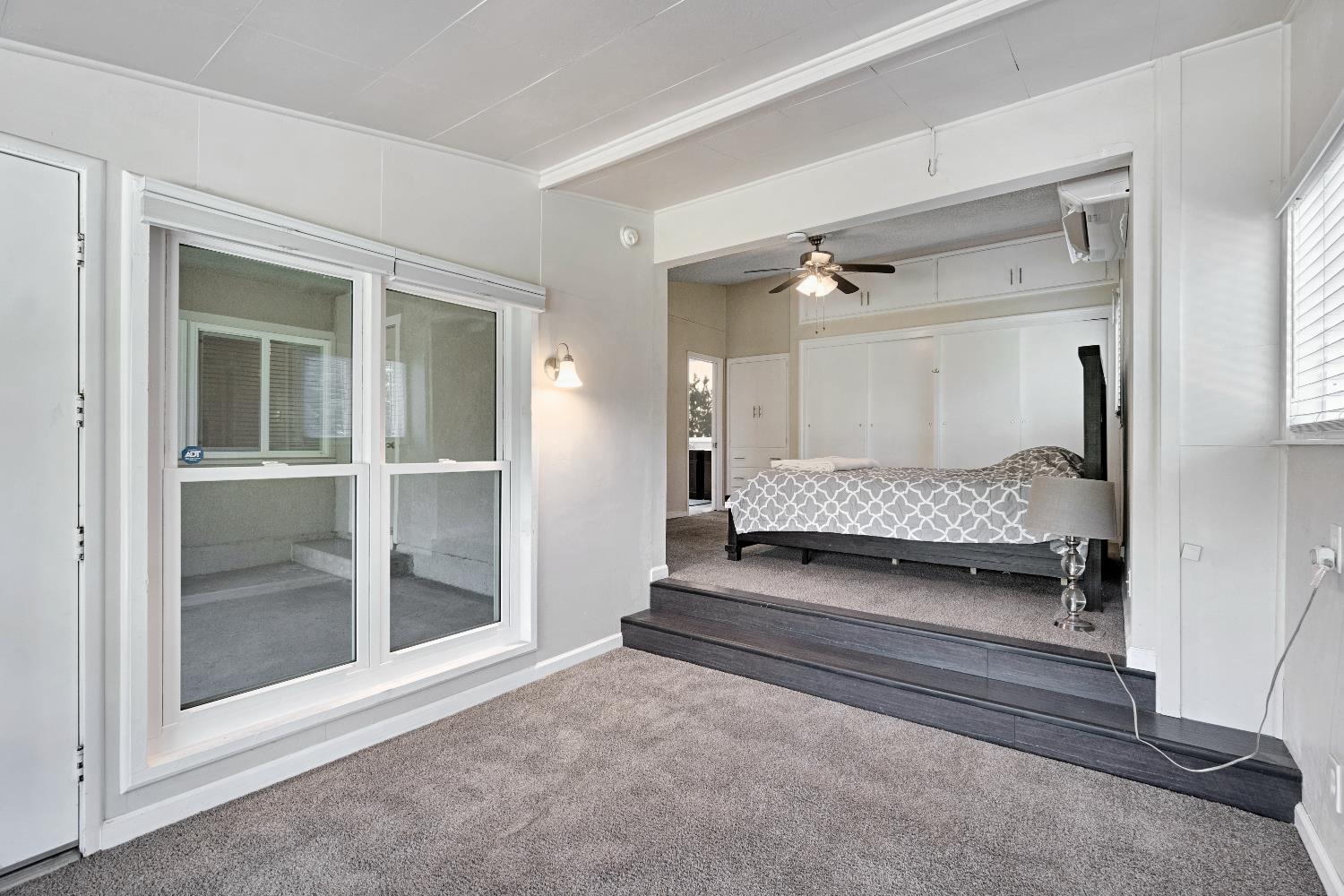 918 E Hampton Way, Fresno, CA 93704