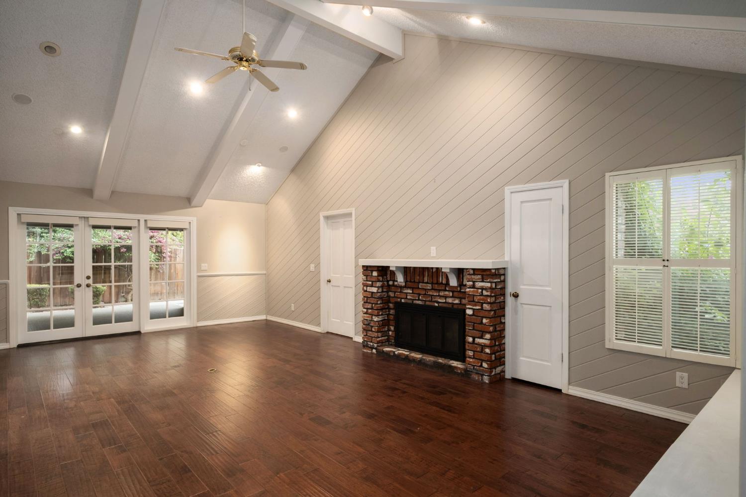 3146 W Alluvial Ave, Fresno, CA 93711