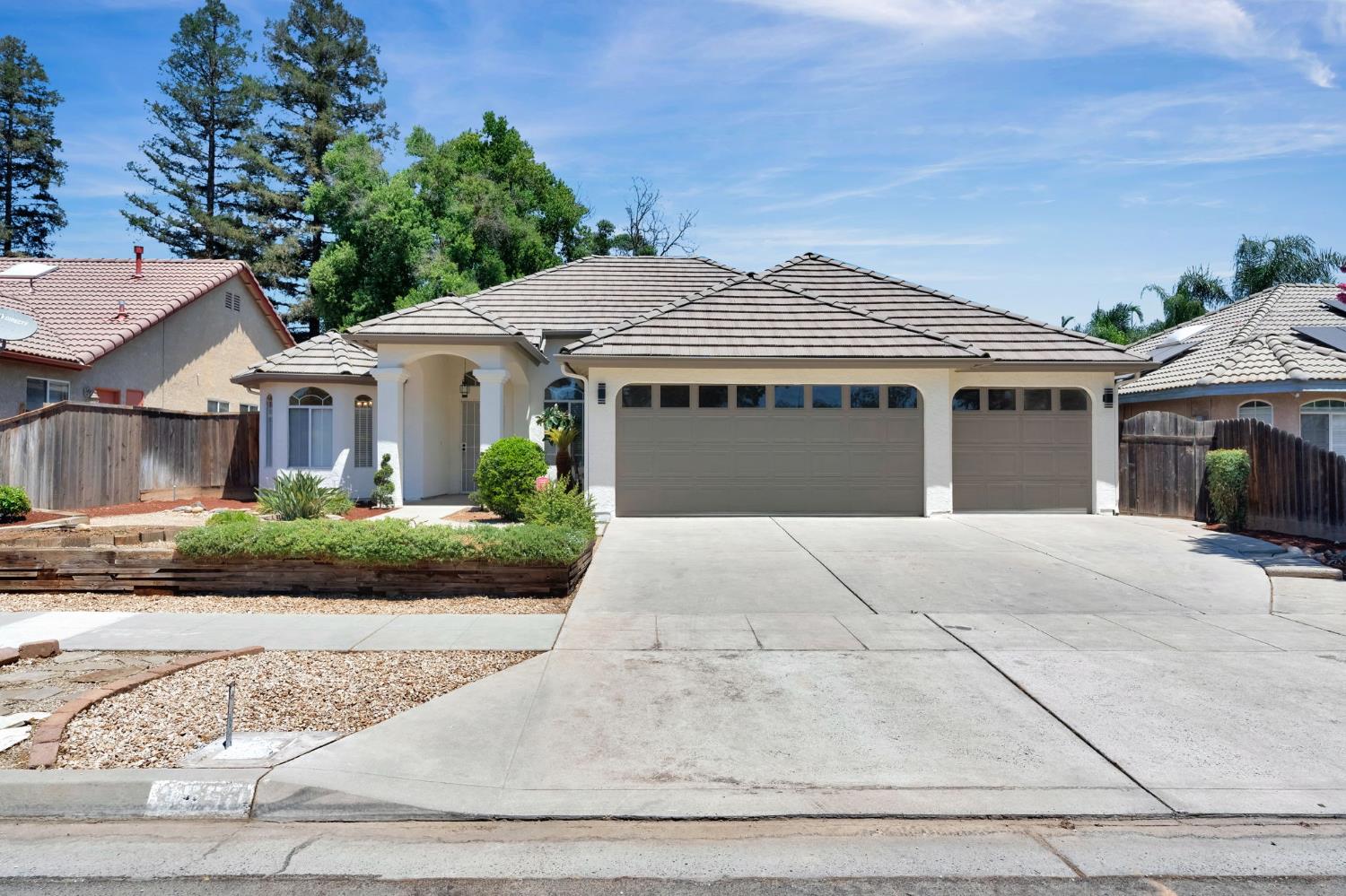 3550 W Escalon Ave, Fresno, CA 93711