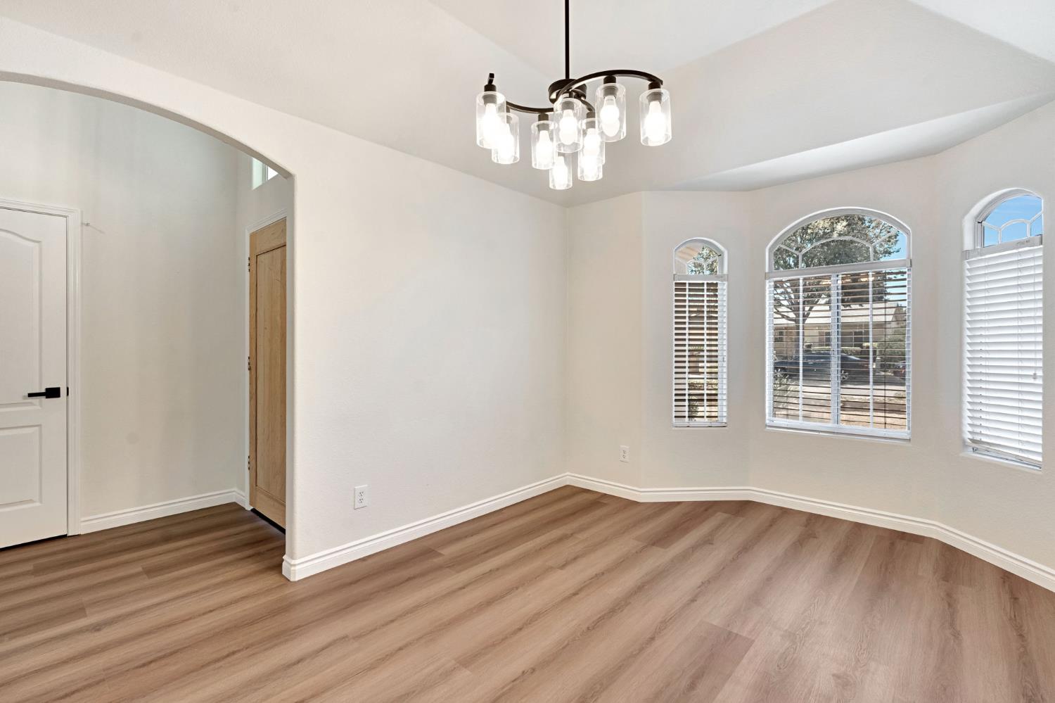 3550 W Escalon Ave, Fresno, CA 93711