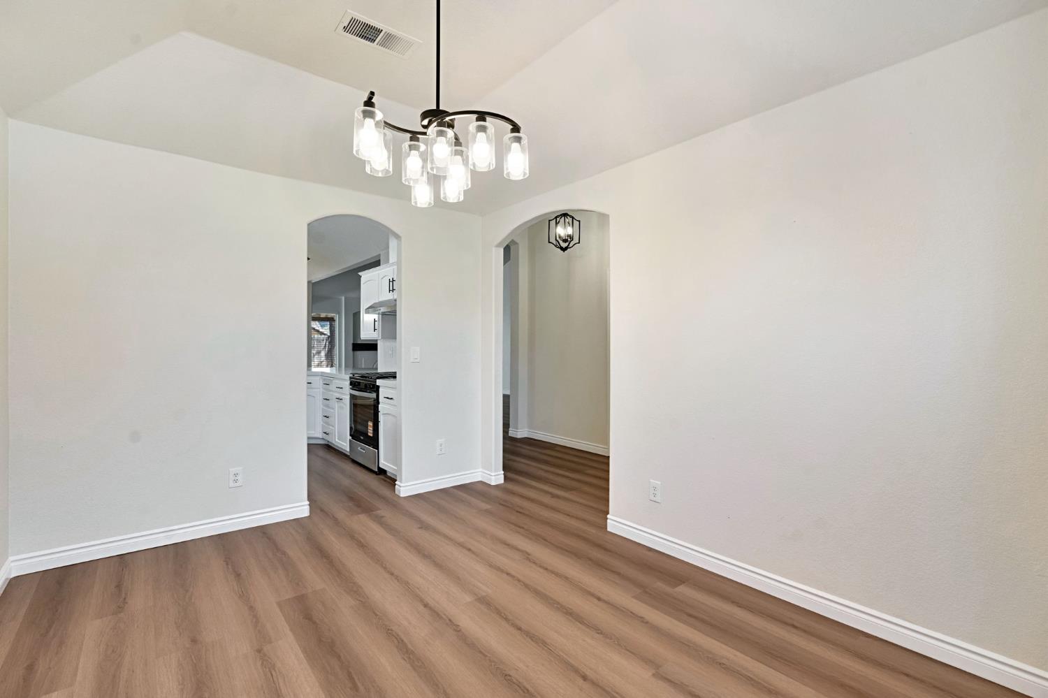3550 W Escalon Ave, Fresno, CA 93711