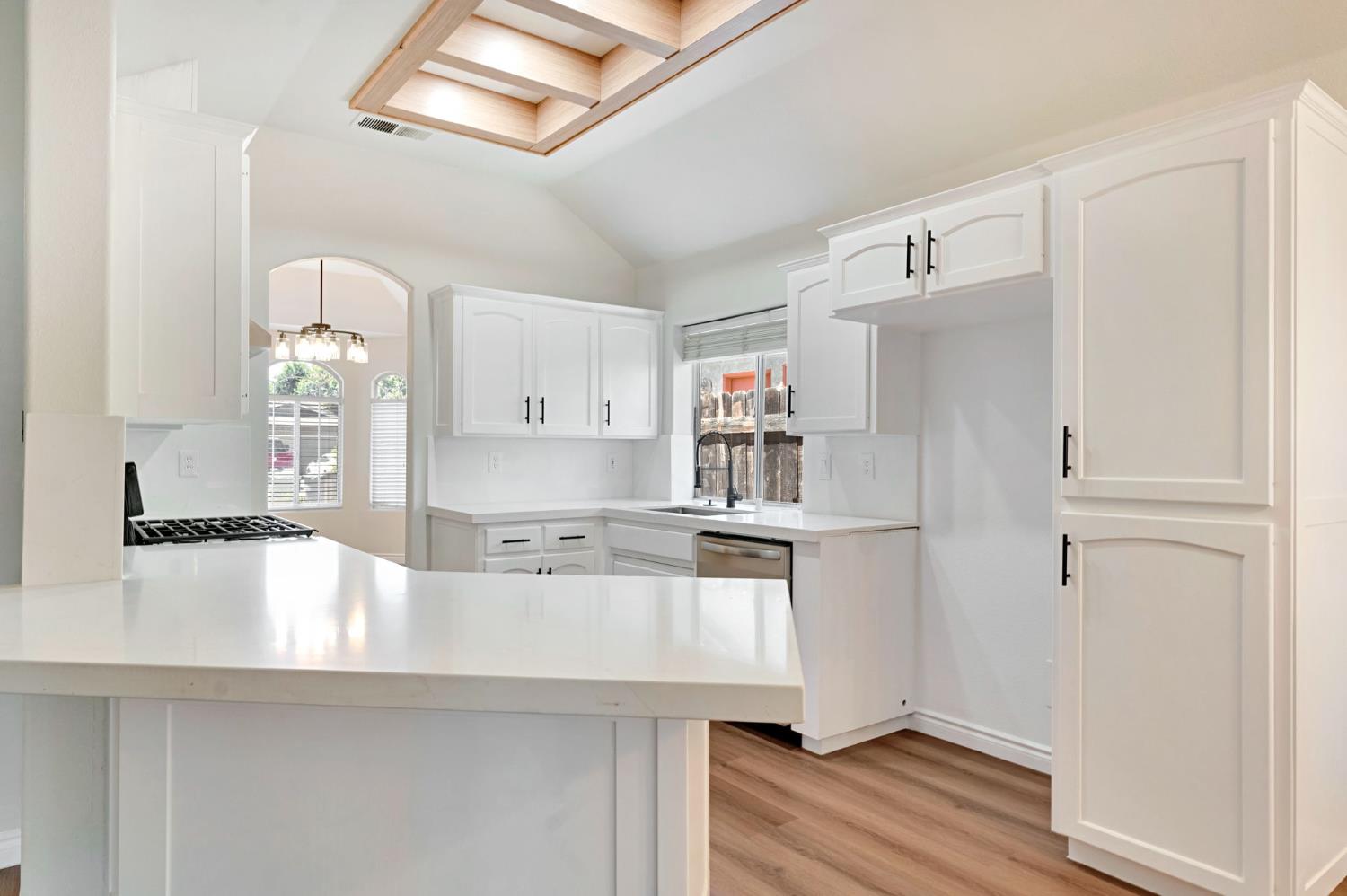 3550 W Escalon Ave, Fresno, CA 93711
