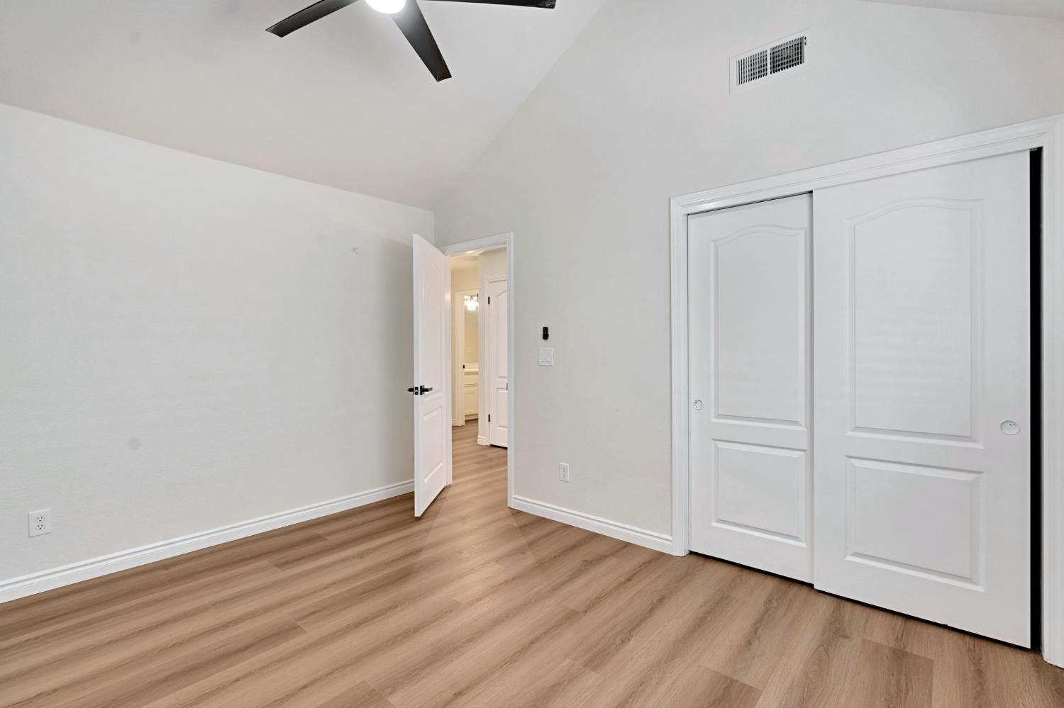 3550 W Escalon Ave, Fresno, CA 93711