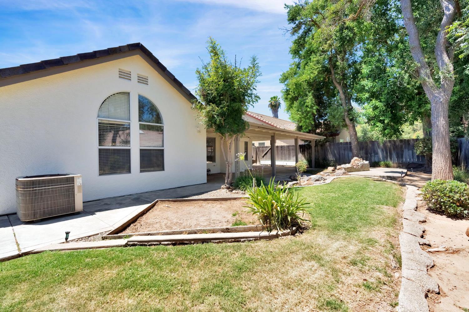 3550 W Escalon Ave, Fresno, CA 93711