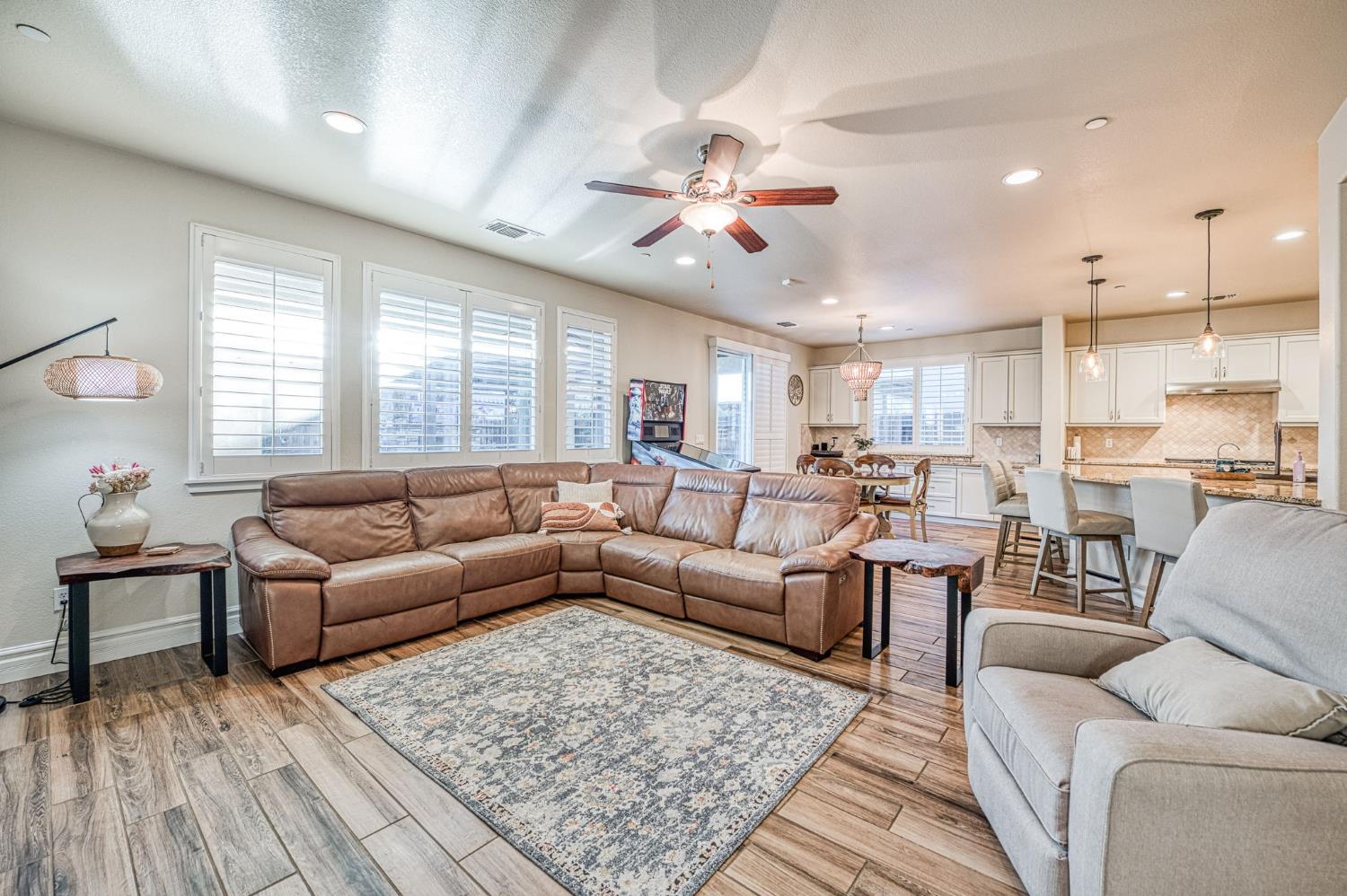 1266 N Redington Ave, Clovis, CA 93619