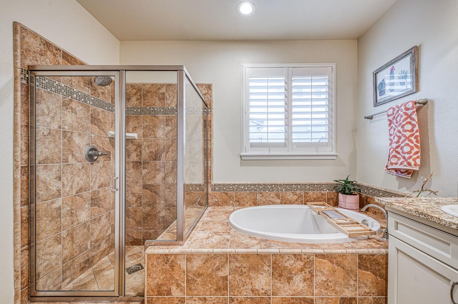 1266 N Redington Ave, Clovis, CA 93619