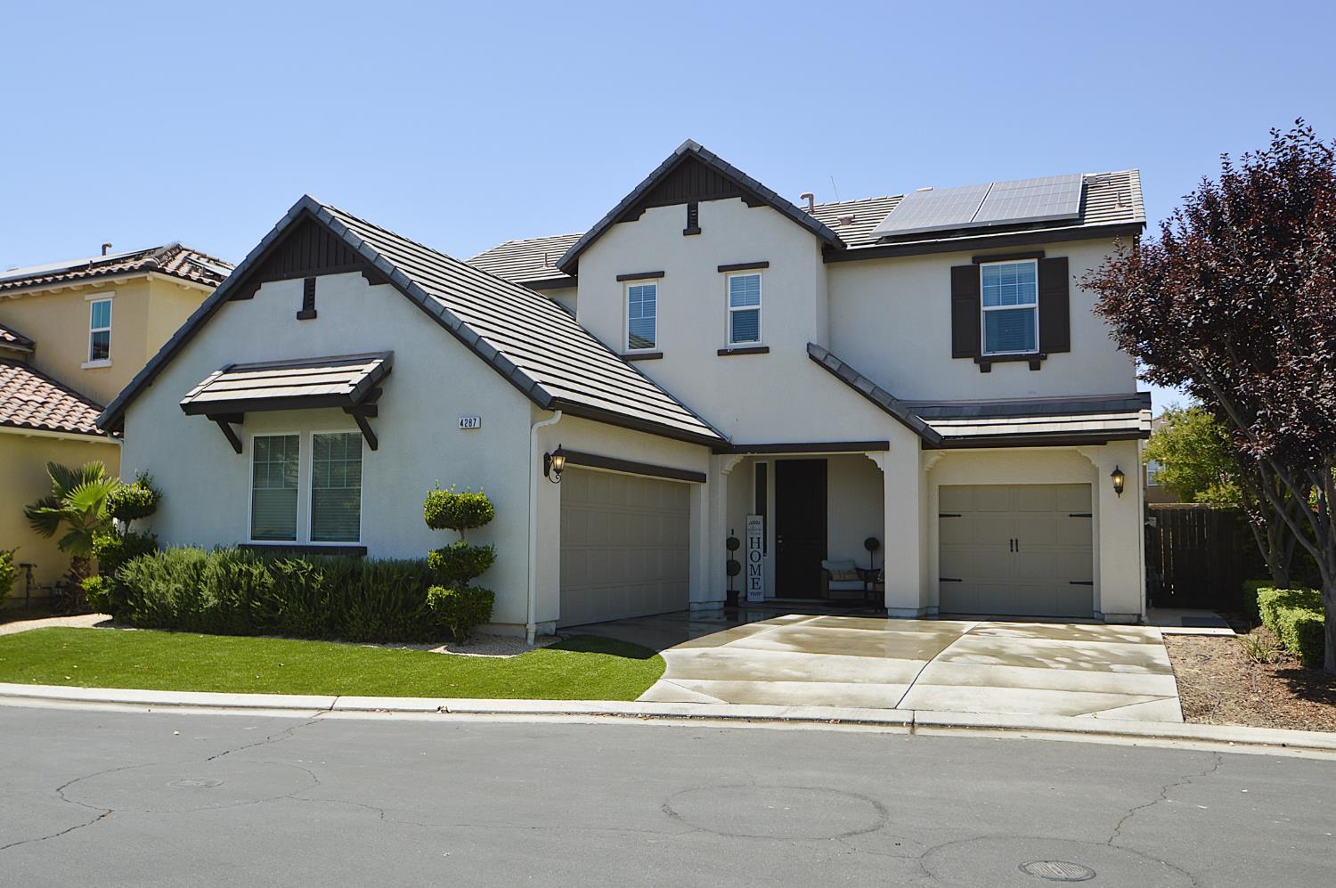 4287 Salem Ln, Clovis, CA 93619
