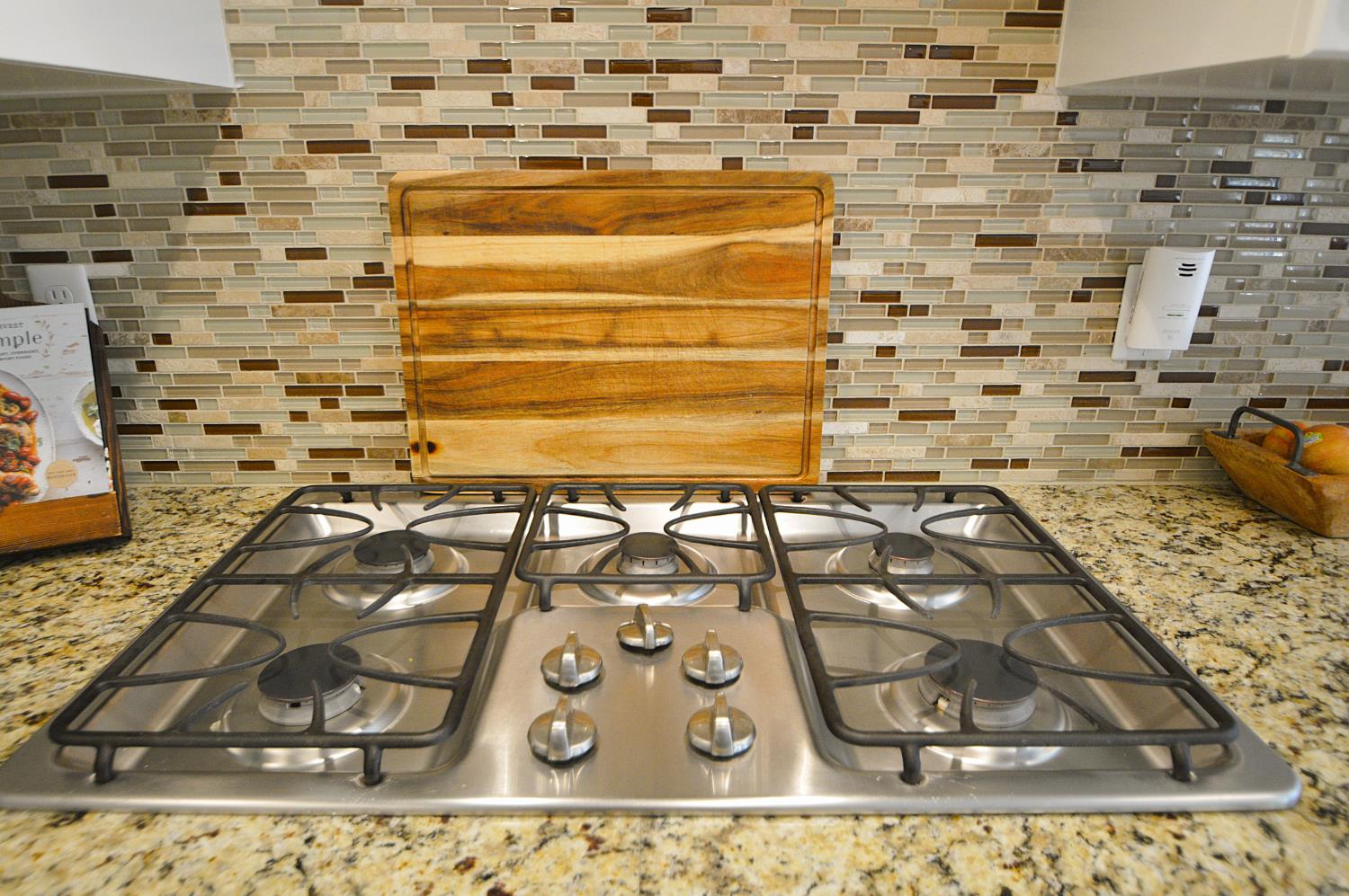 4287 Salem Ln, Clovis, CA 93619