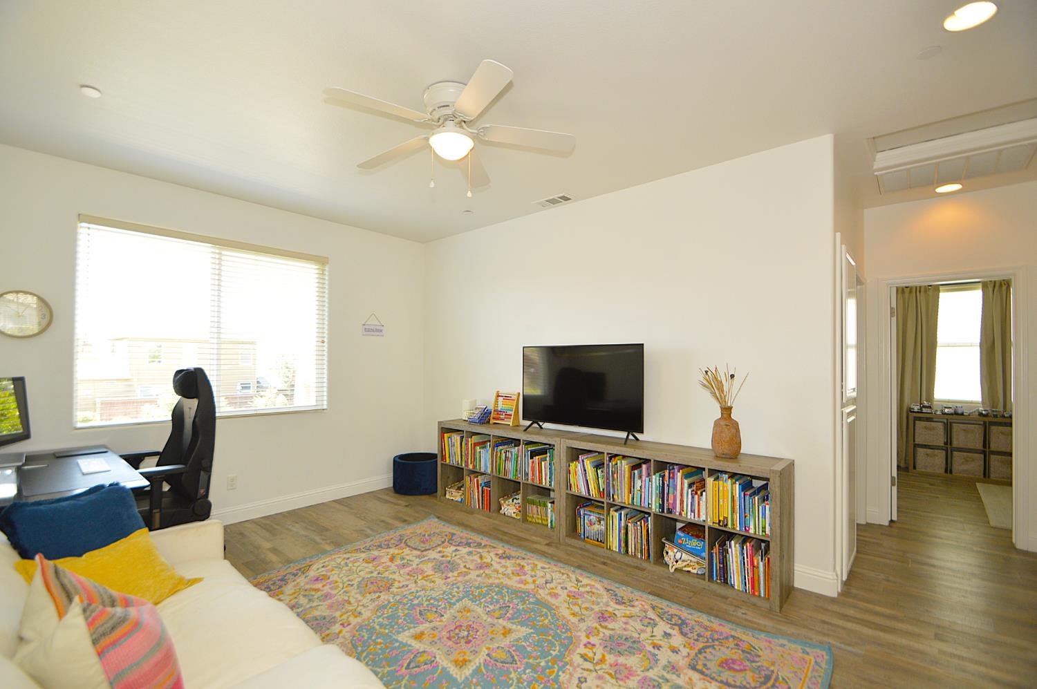 4287 Salem Ln, Clovis, CA 93619