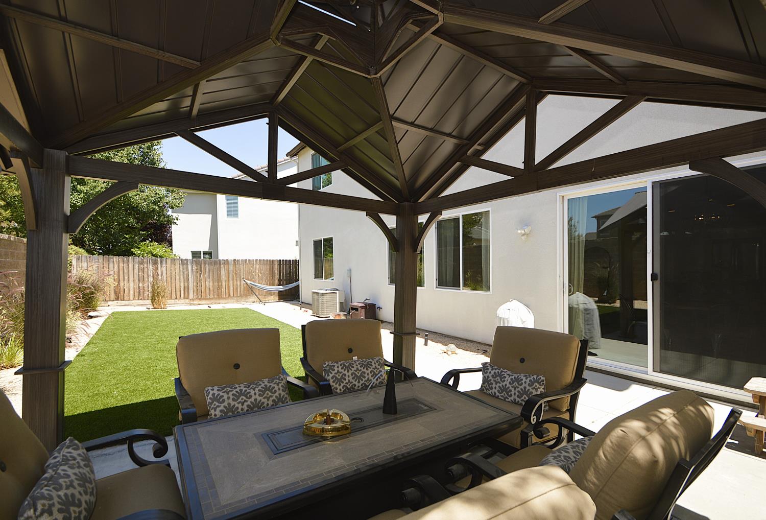 4287 Salem Ln, Clovis, CA 93619