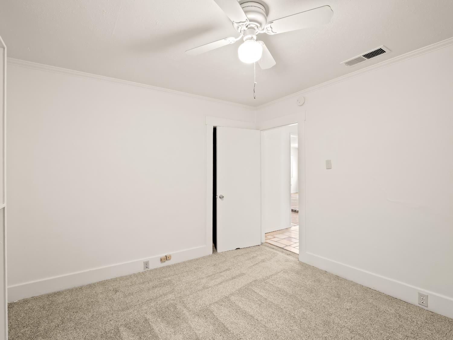 1231 N Roosevelt Ave, Fresno, CA 93728
