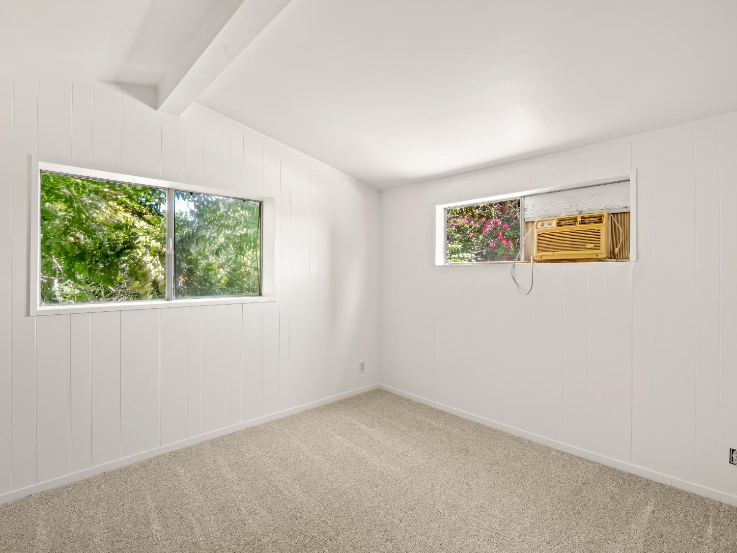 1231 N Roosevelt Ave, Fresno, CA 93728