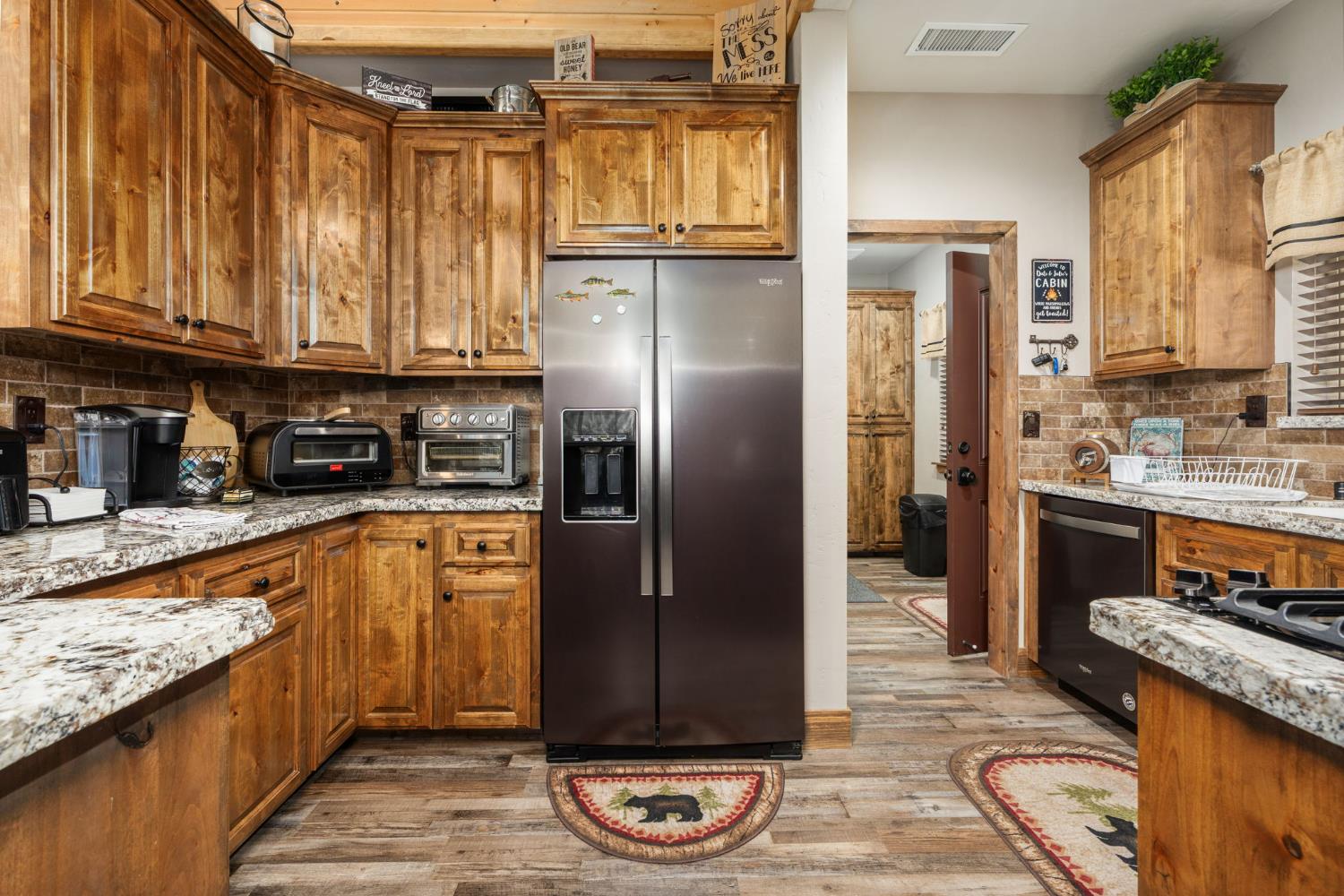 41310 Cedar Ridge Ln, Shaver Lake, CA 93664
