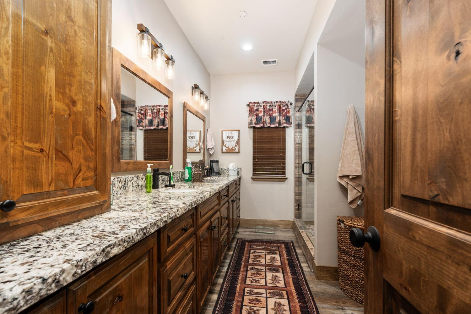 41310 Cedar Ridge Ln, Shaver Lake, CA 93664