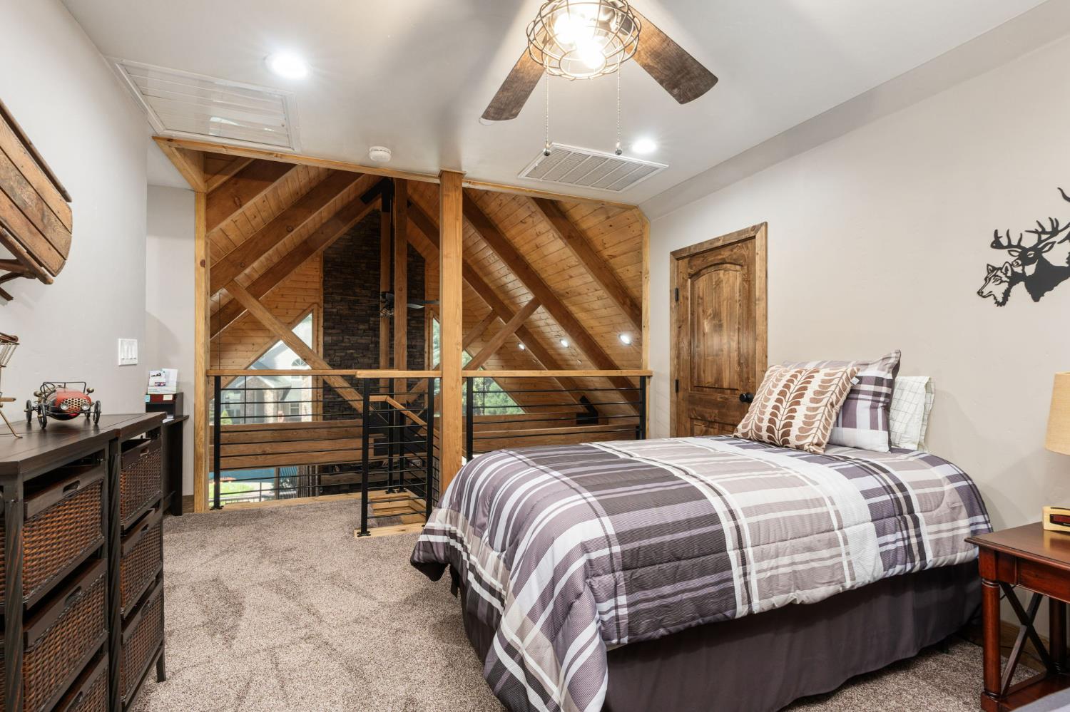41310 Cedar Ridge Ln, Shaver Lake, CA 93664