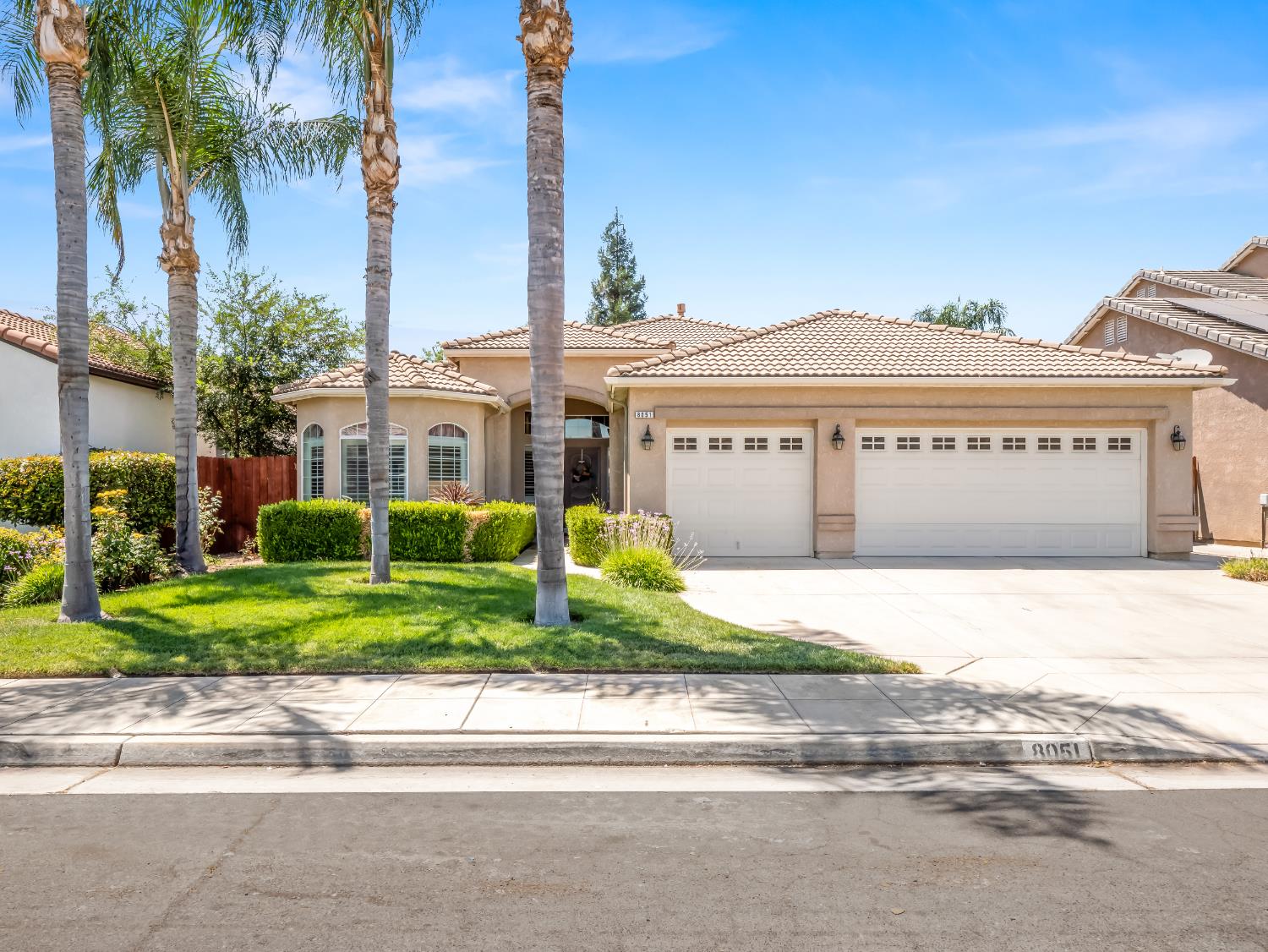 8051 N Paula Ave, Fresno, CA 93720