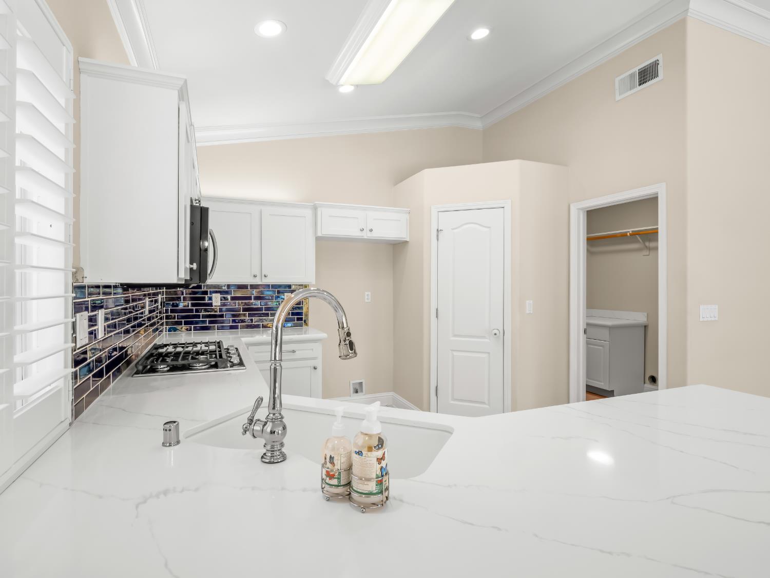 8051 N Paula Ave, Fresno, CA 93720