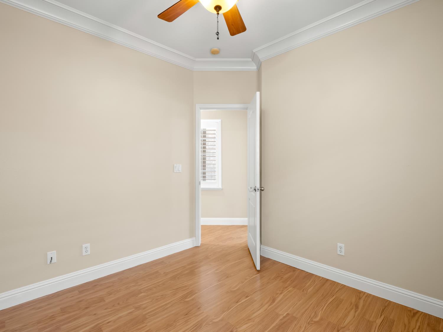 8051 N Paula Ave, Fresno, CA 93720