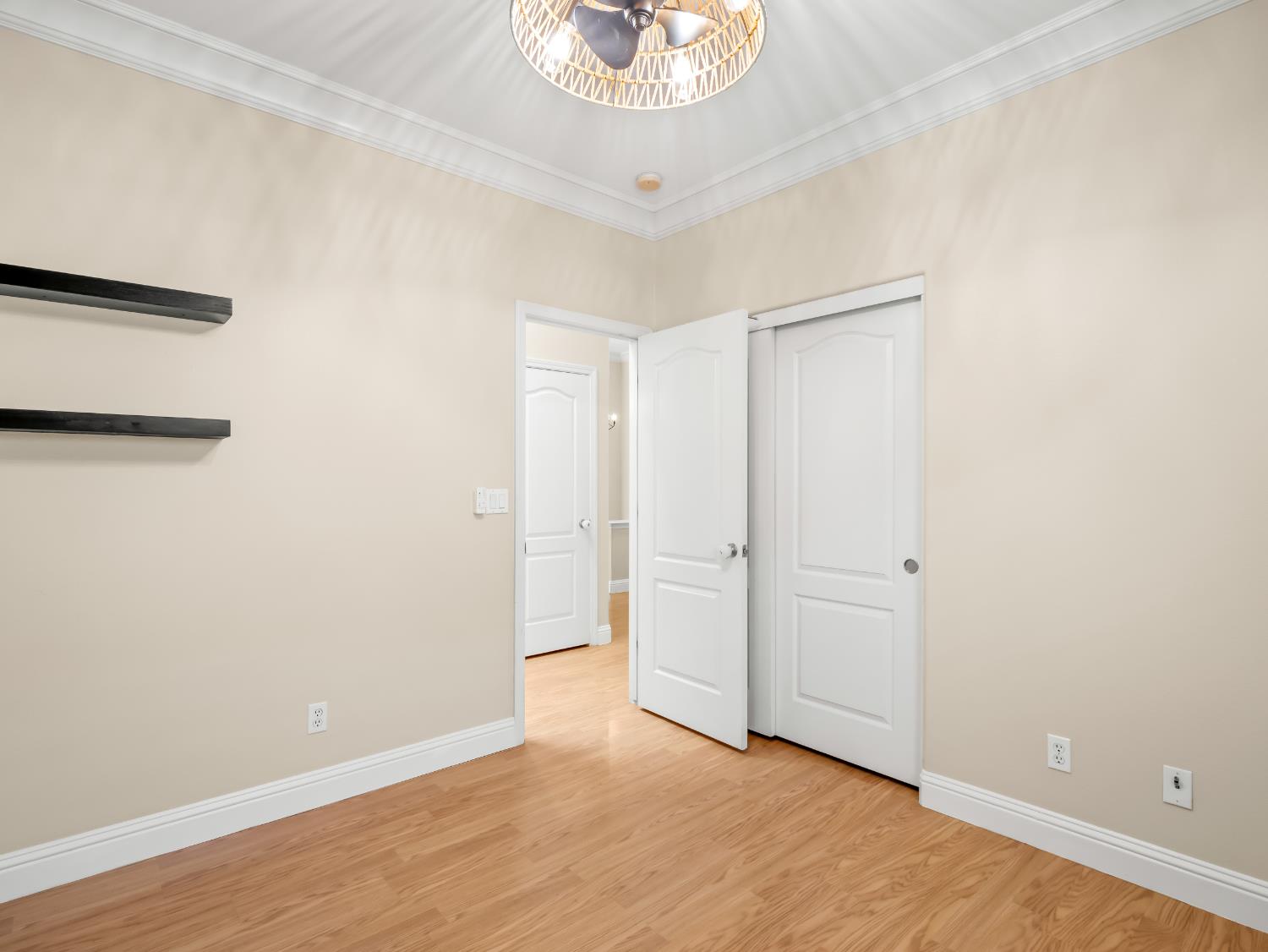 8051 N Paula Ave, Fresno, CA 93720