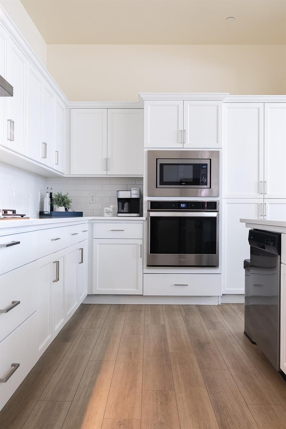 4019 Portals Ave, Clovis, CA 93619