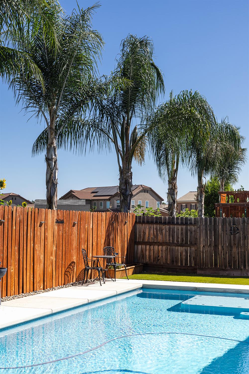 4019 Portals Ave, Clovis, CA 93619