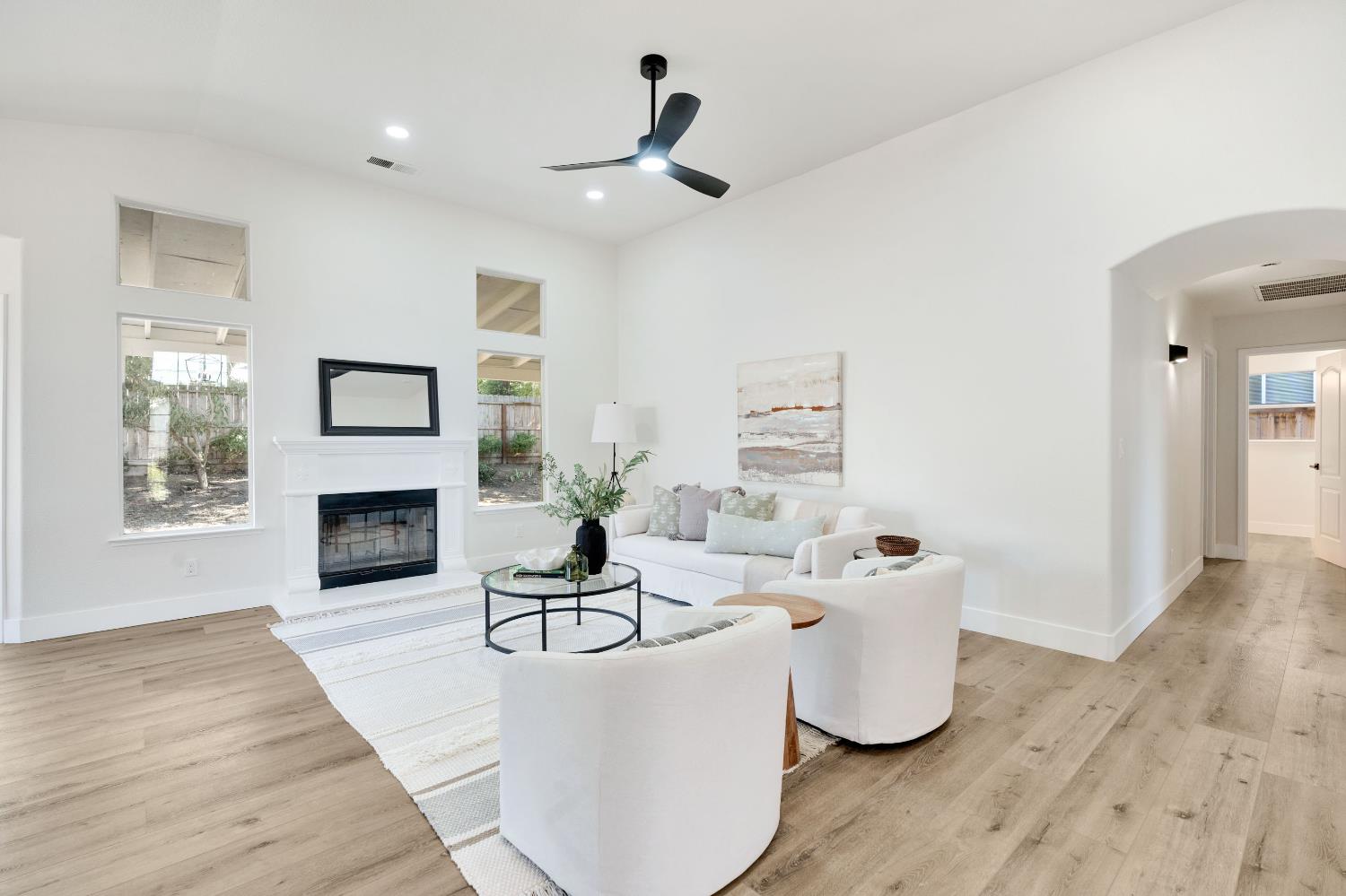 5301 W Troy Ave, Fresno, CA 93722