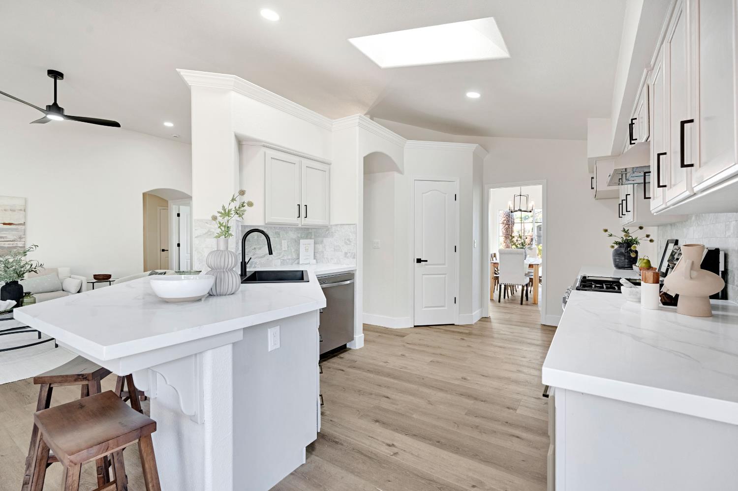 5301 W Troy Ave, Fresno, CA 93722