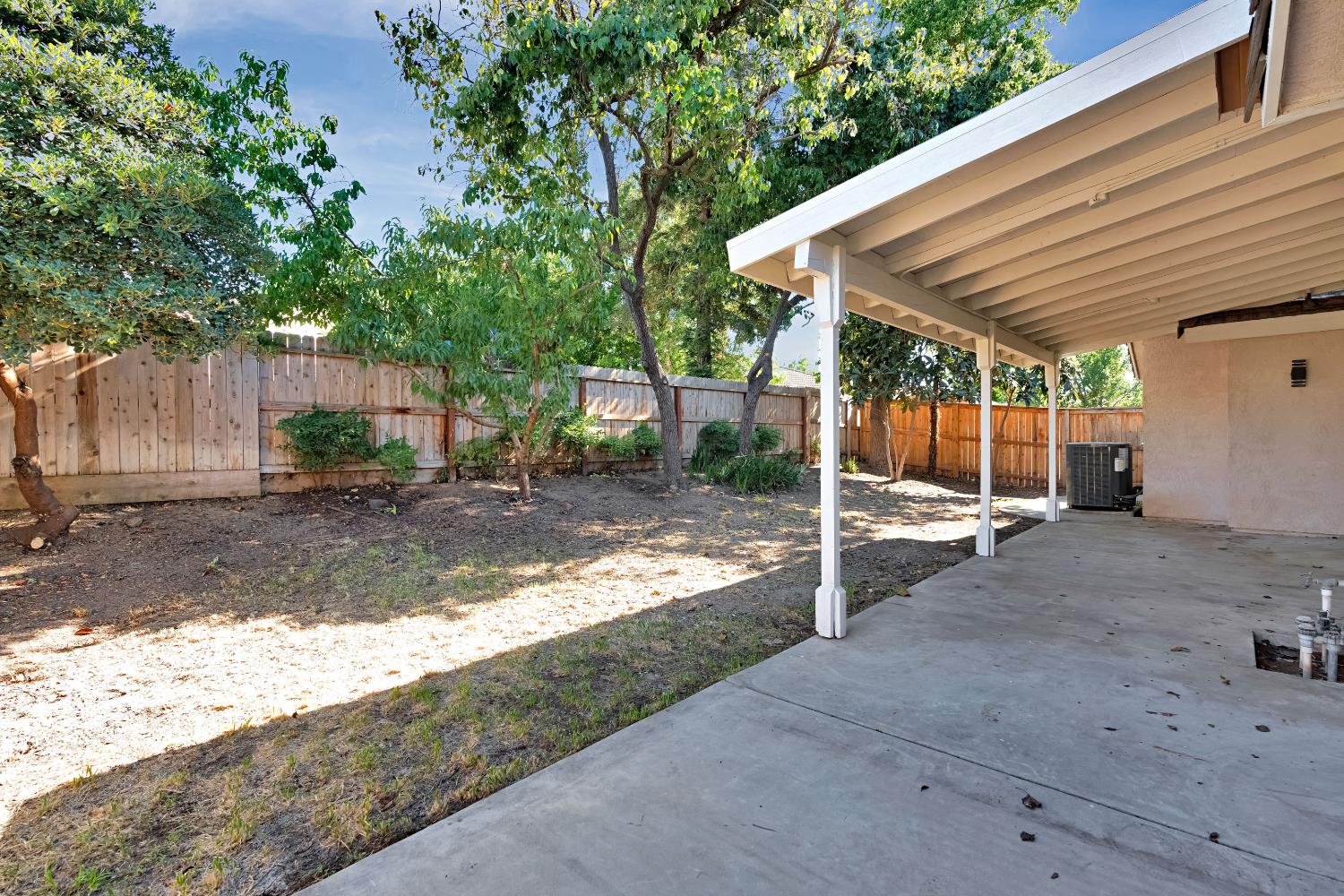 5301 W Troy Ave, Fresno, CA 93722