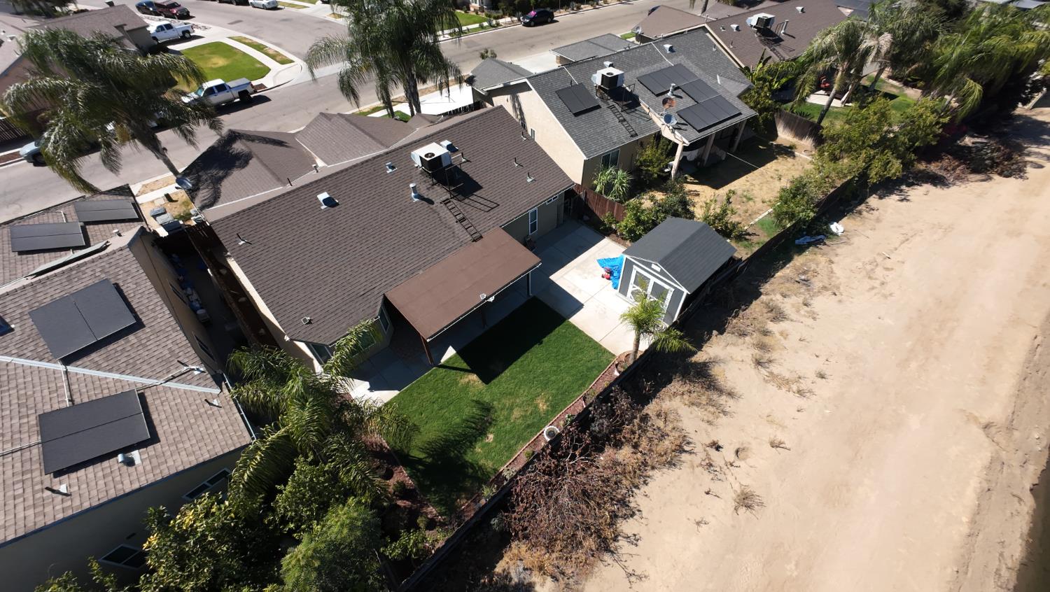 2449 S Lind Ave, Fresno, CA 93725