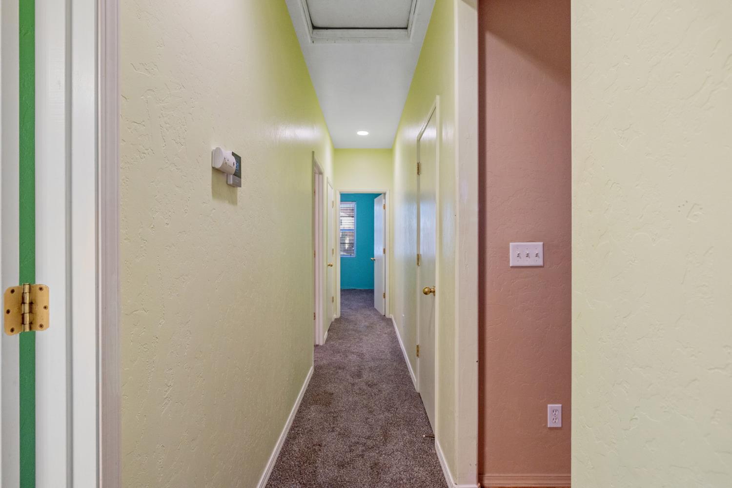 1387 S Karen Ave, Fresno, CA 93727