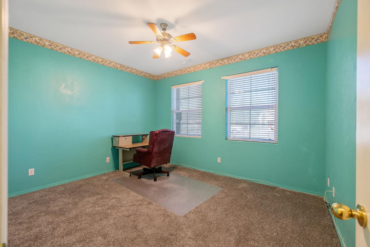 1387 S Karen Ave, Fresno, CA 93727