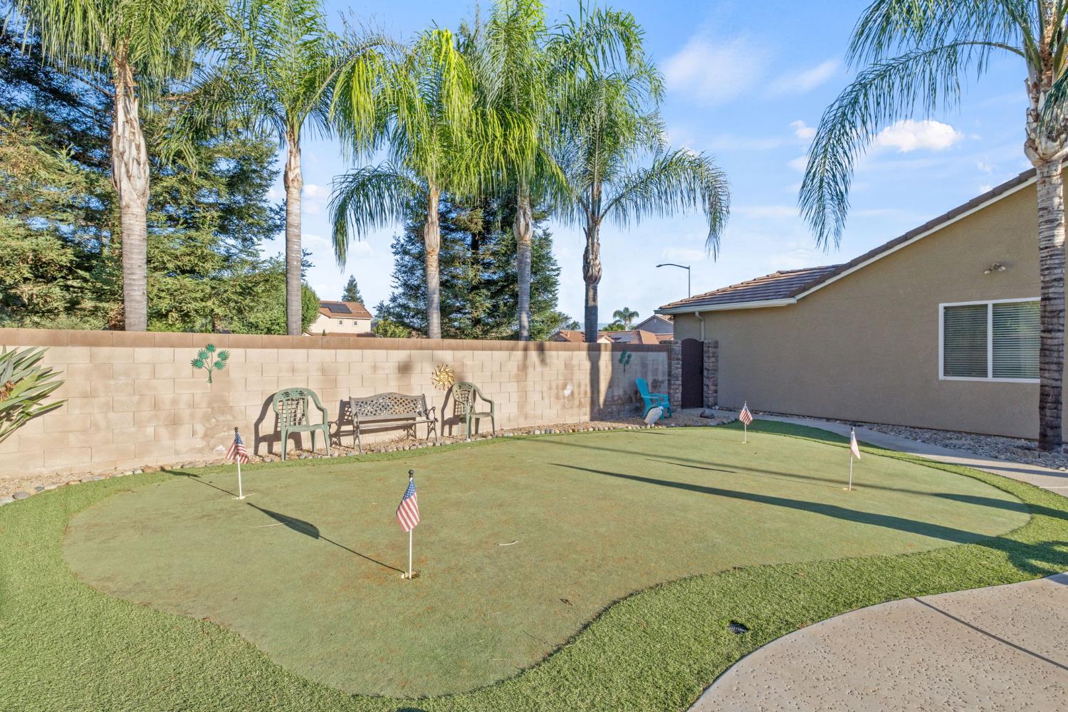 1387 S Karen Ave, Fresno, CA 93727