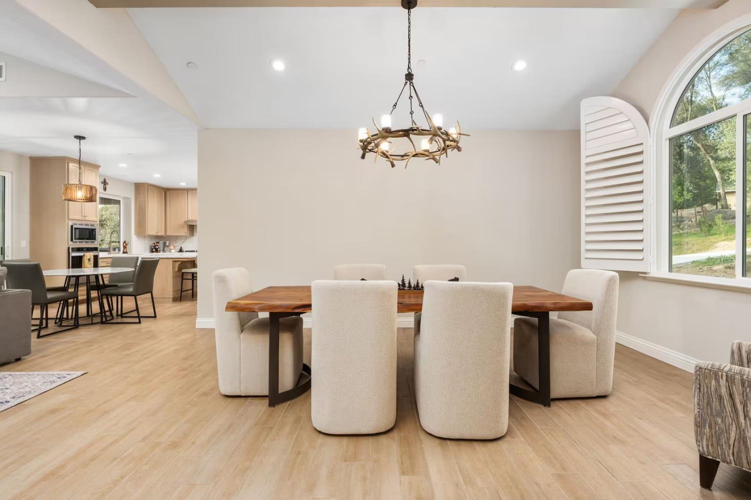 38614 Bon Veu Cir, Oakhurst, CA 93644