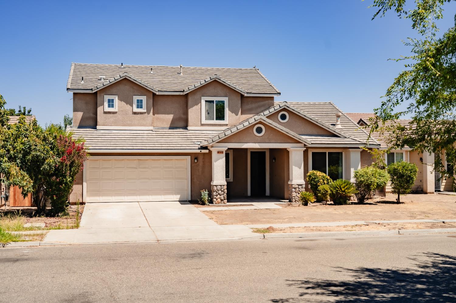 5145 E Benjamin Ave, Fresno, CA 93727