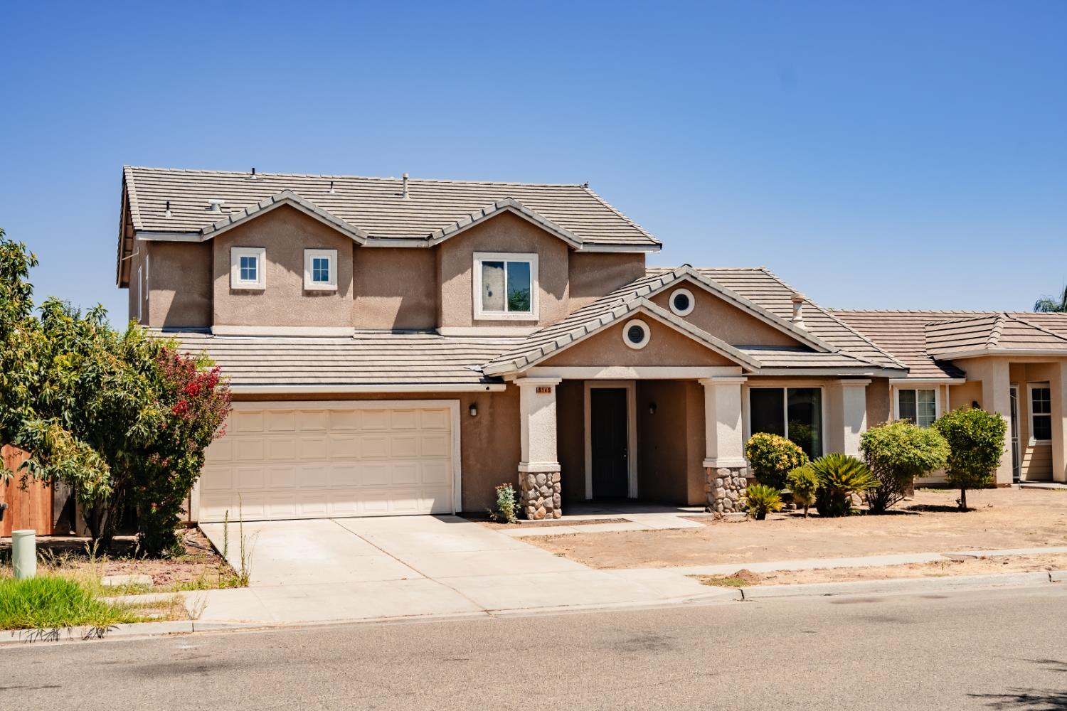 5145 E Benjamin Ave, Fresno, CA 93727
