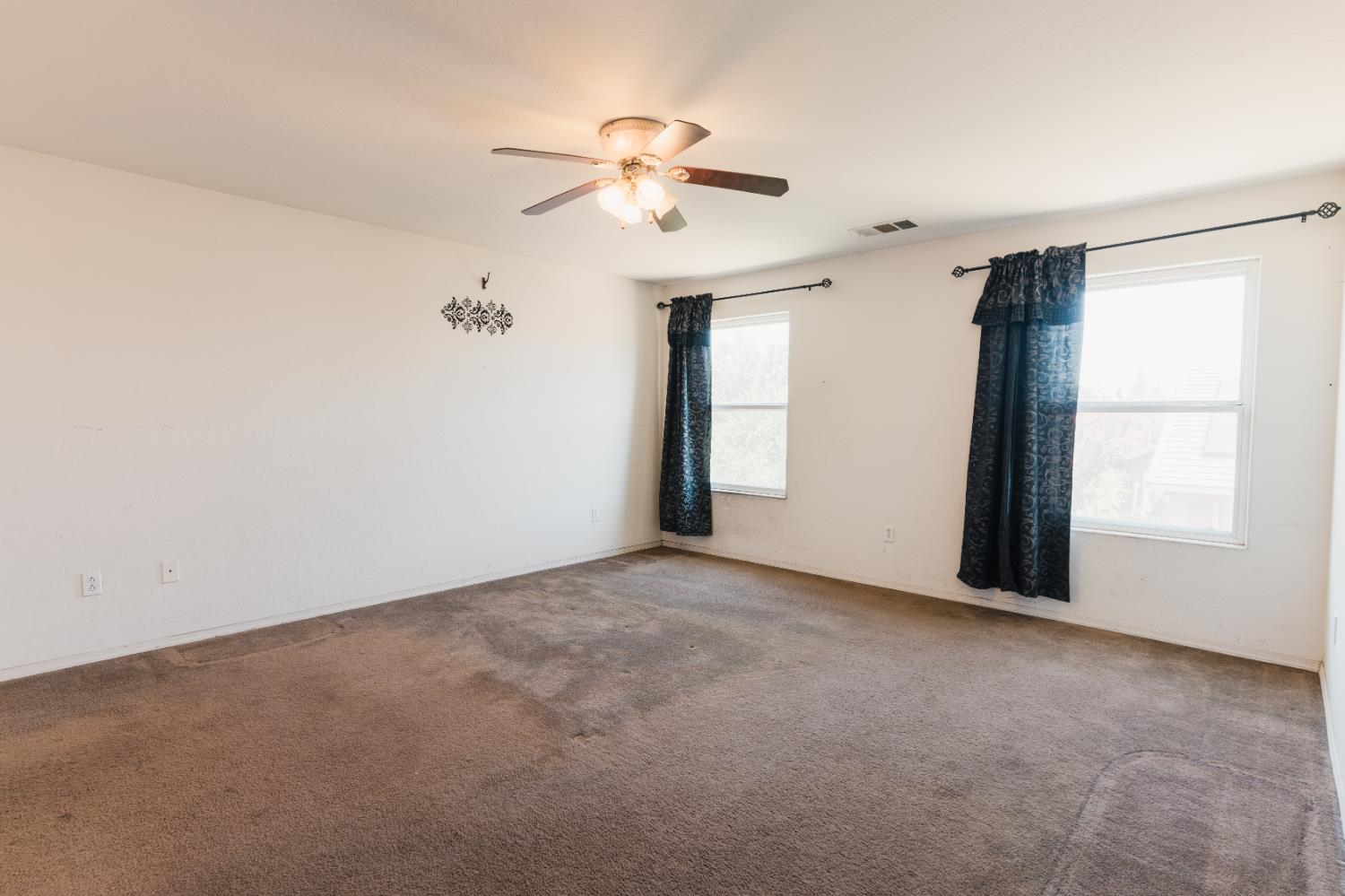 5145 E Benjamin Ave, Fresno, CA 93727