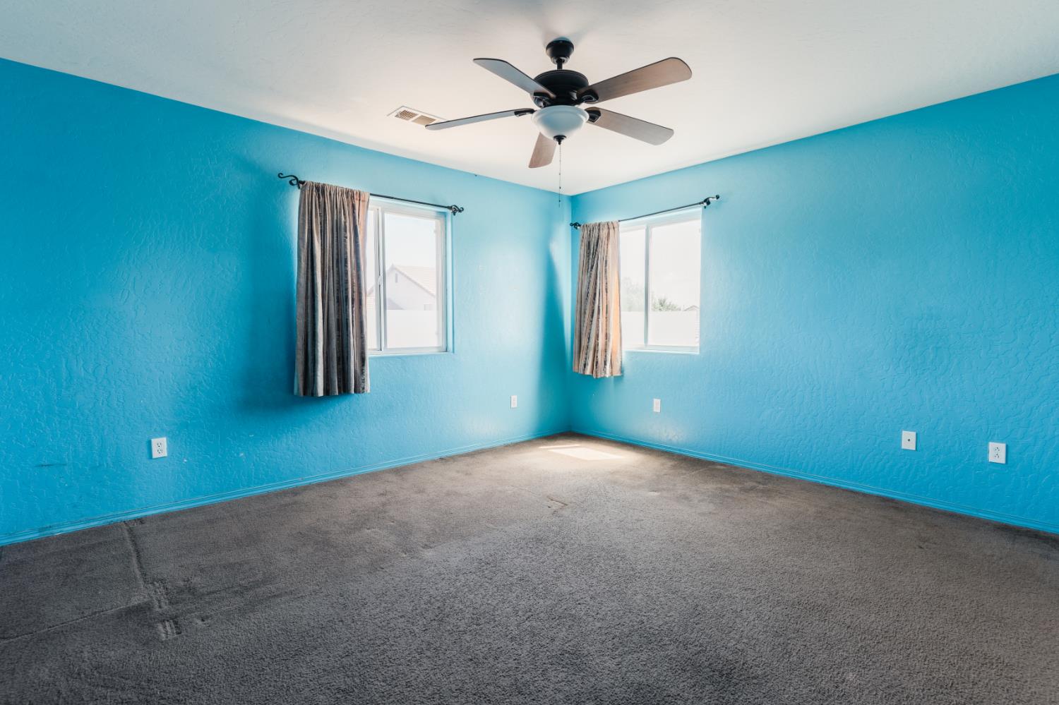 5145 E Benjamin Ave, Fresno, CA 93727