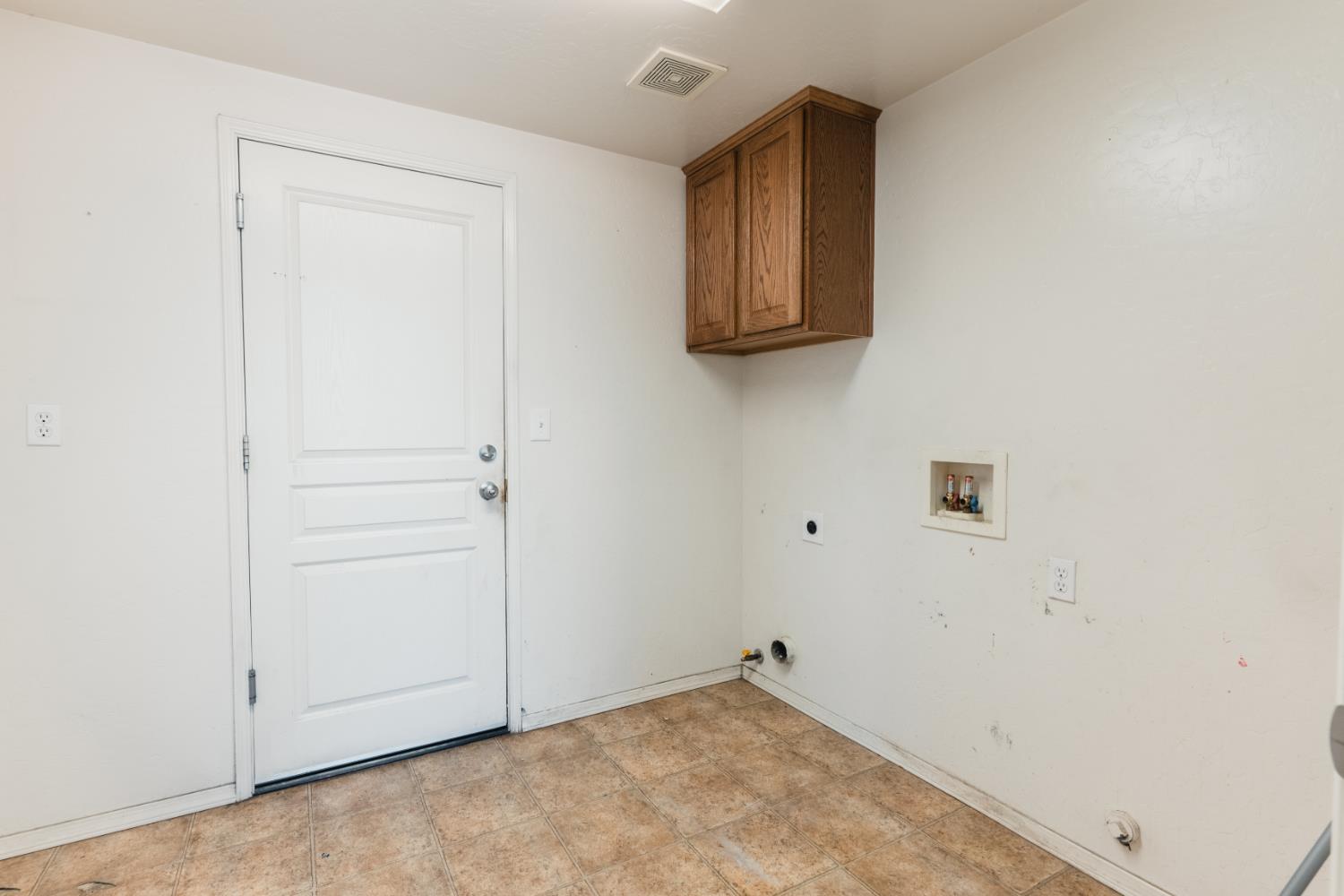 5145 E Benjamin Ave, Fresno, CA 93727