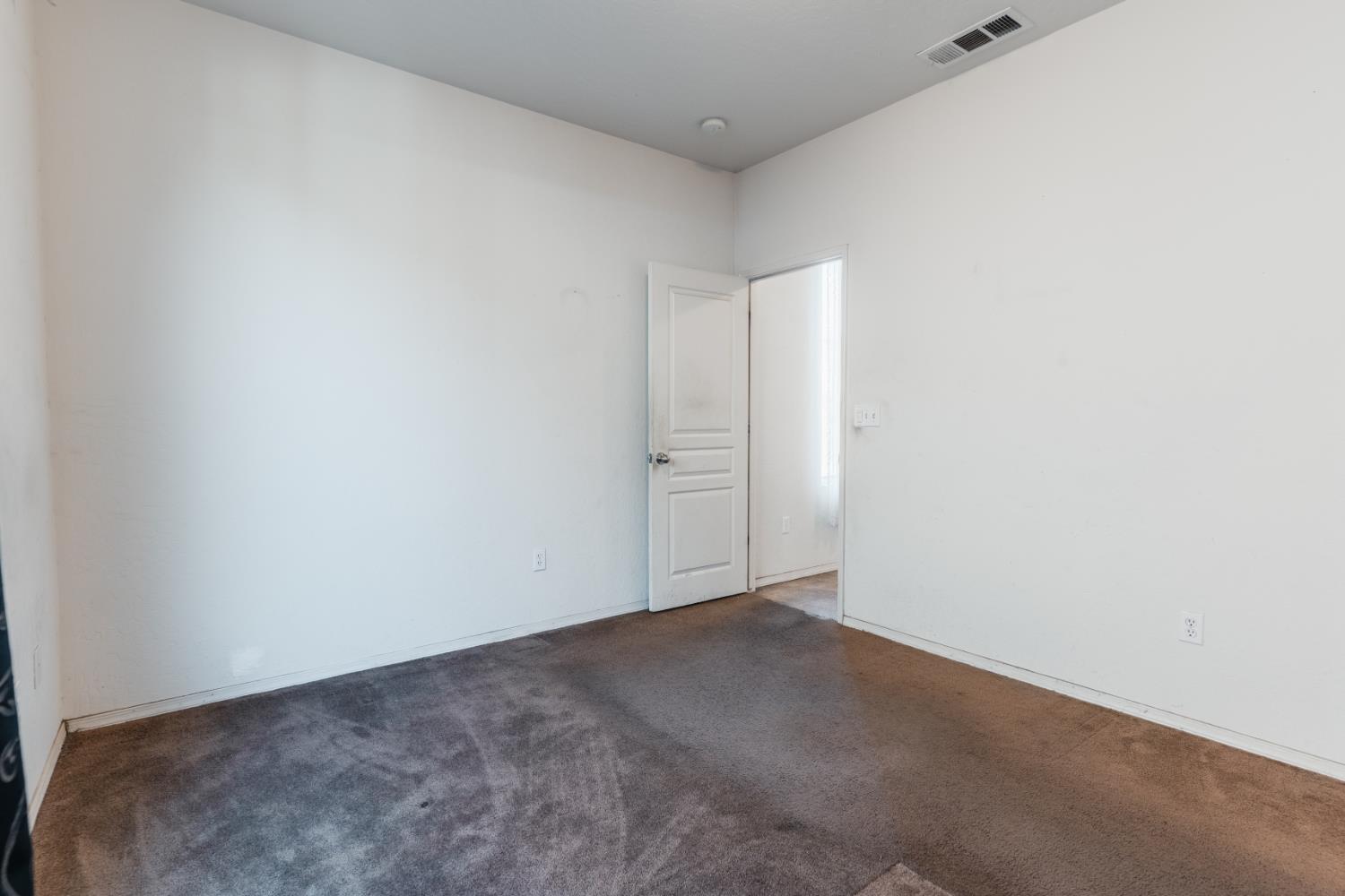 5145 E Benjamin Ave, Fresno, CA 93727
